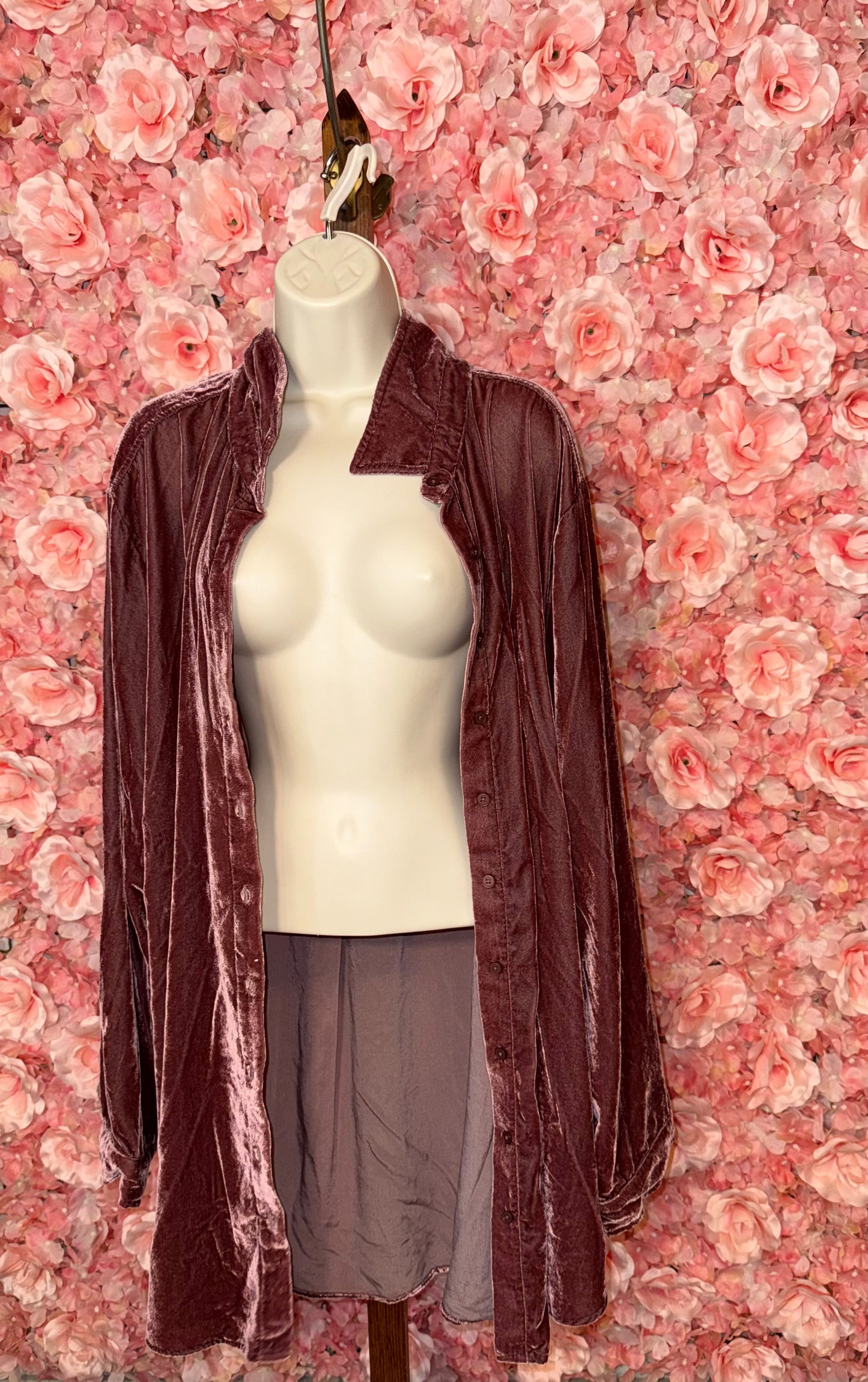 Torrid (4) Pink Velour Button Up