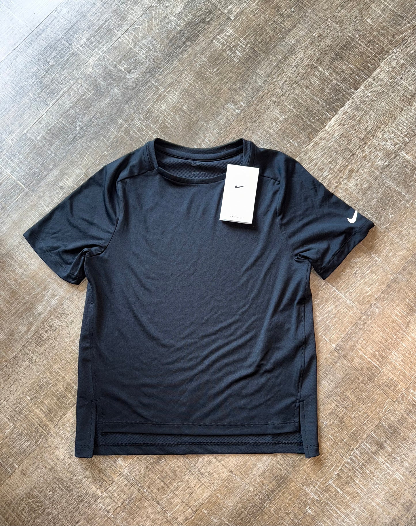 NWT Nike (XS Kids) Brand New Black Dri Fit Training T-Shirt