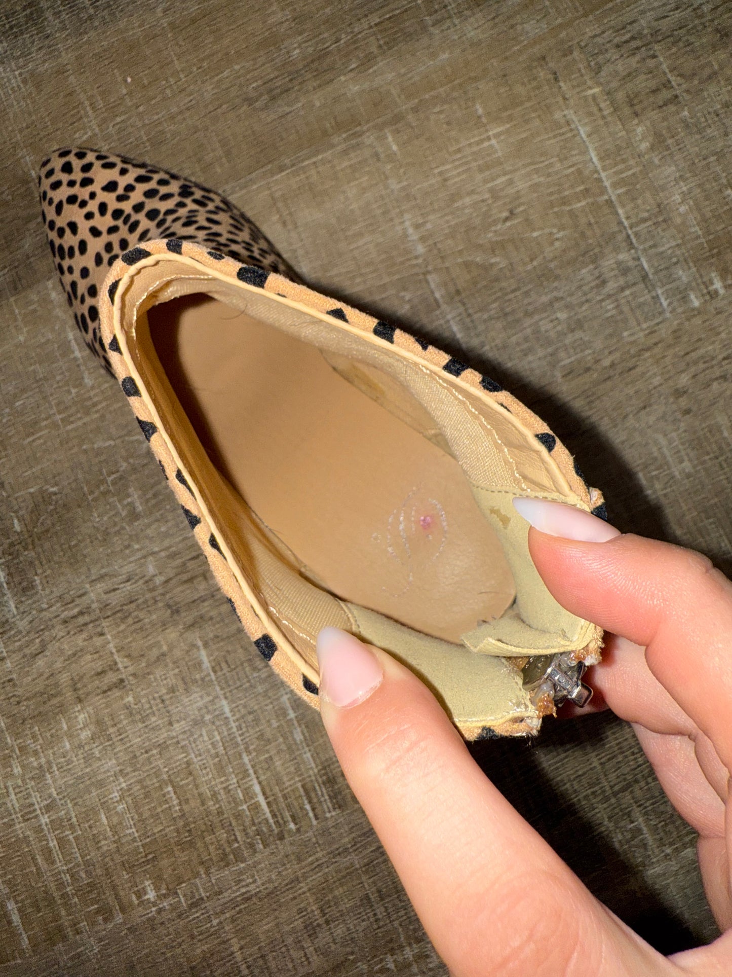 (7.5) Neutral Cheetah Print Heel Ankle Boots