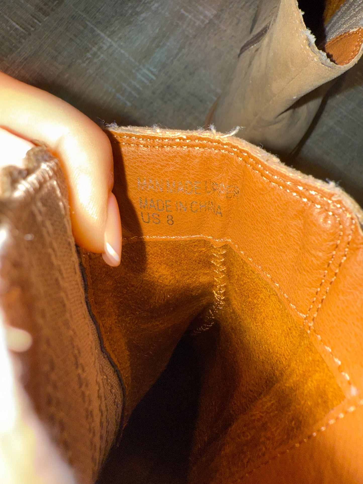 (8) Tan Heeled Ankle Boots