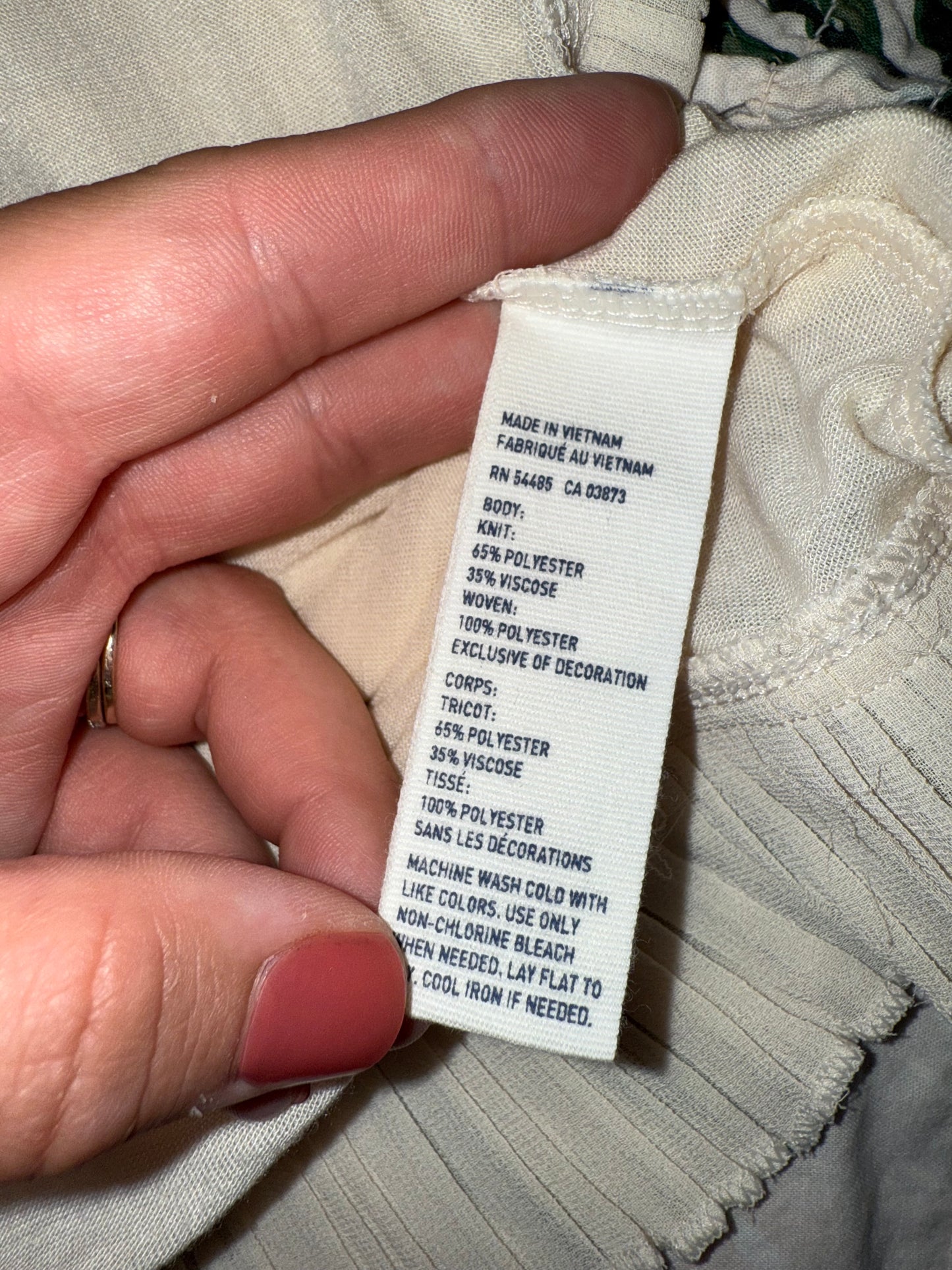 NWT American Eagle (Large) Brand New Cream Tank Top with Sheer Ruffle Hem
