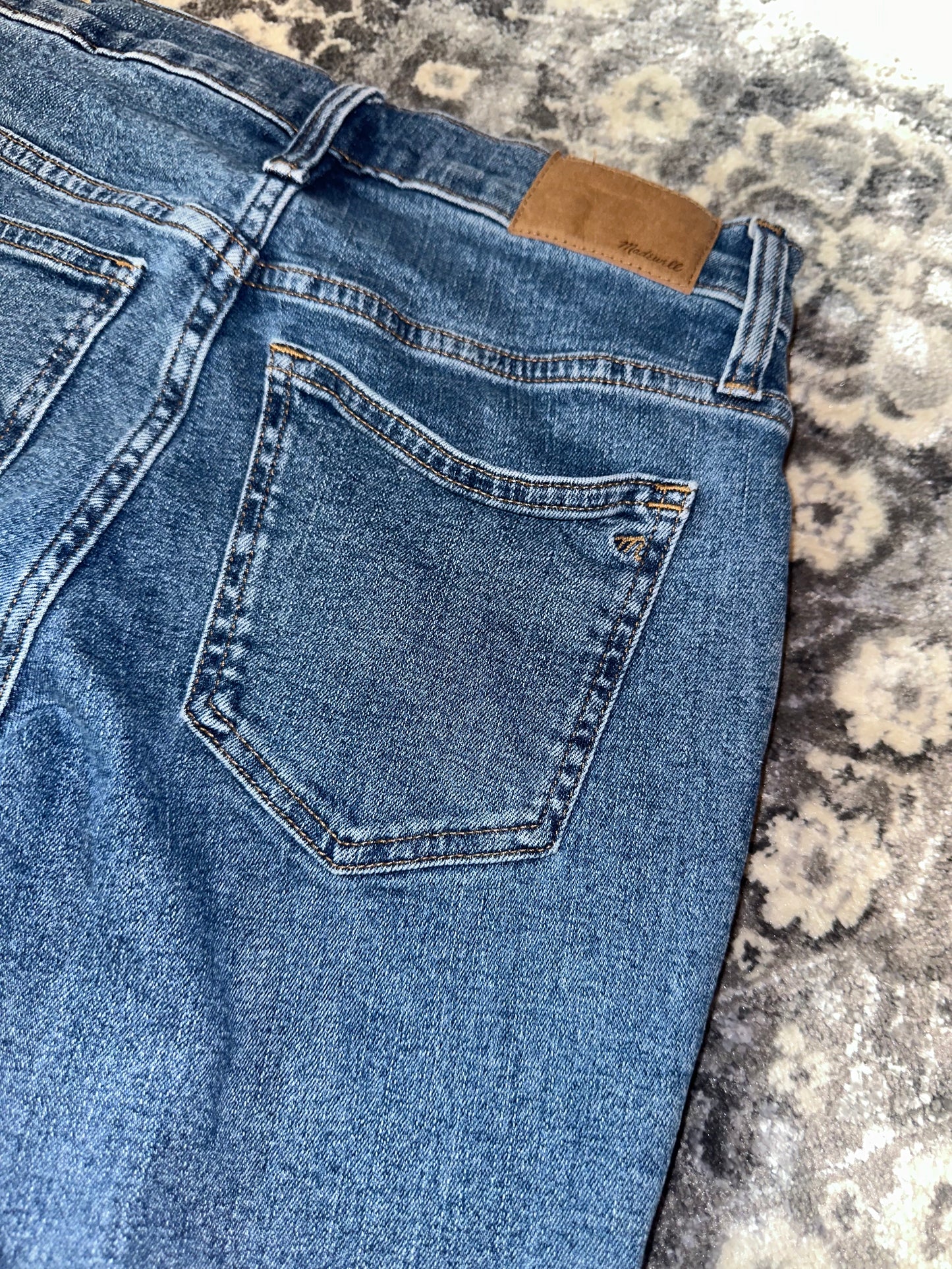 madewell (24) Blue Mid Rise Perfect Vintage Jeans