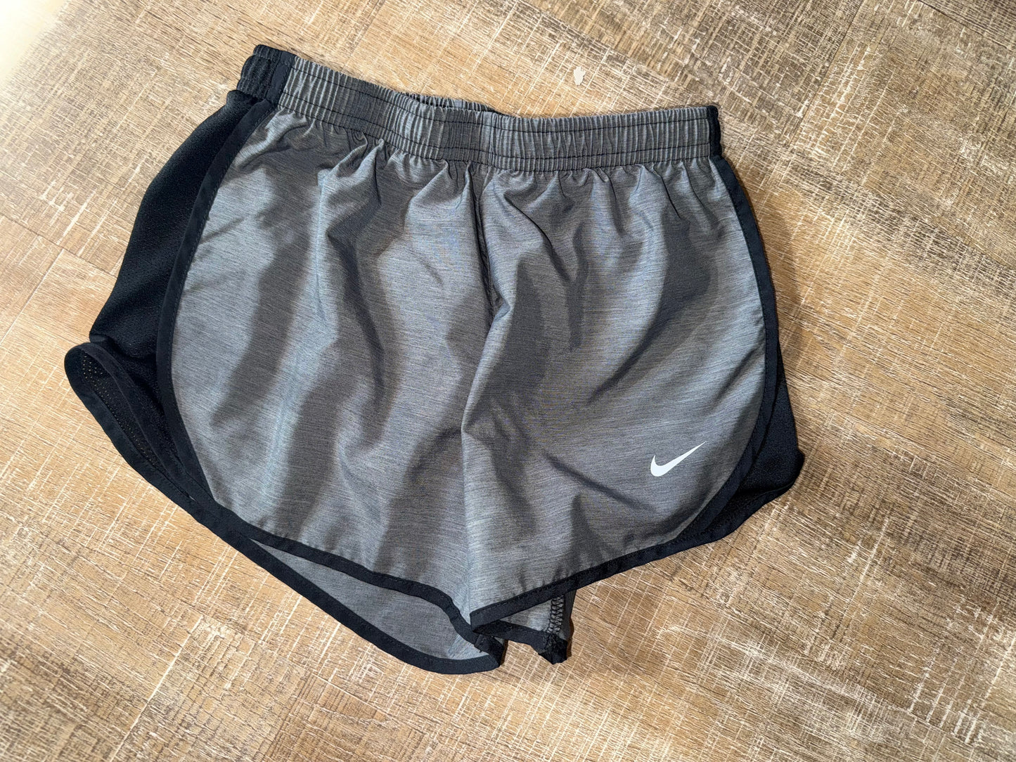 Nike (Kids Medium) Black//Grey Dri-Fit Shorts