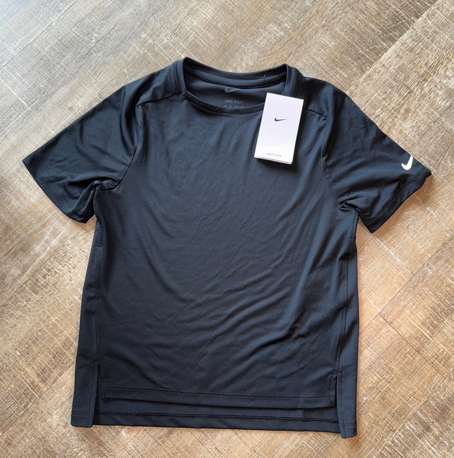 NWT Nike (XS Kids) Brand New Black Dri Fit Training T-Shirt