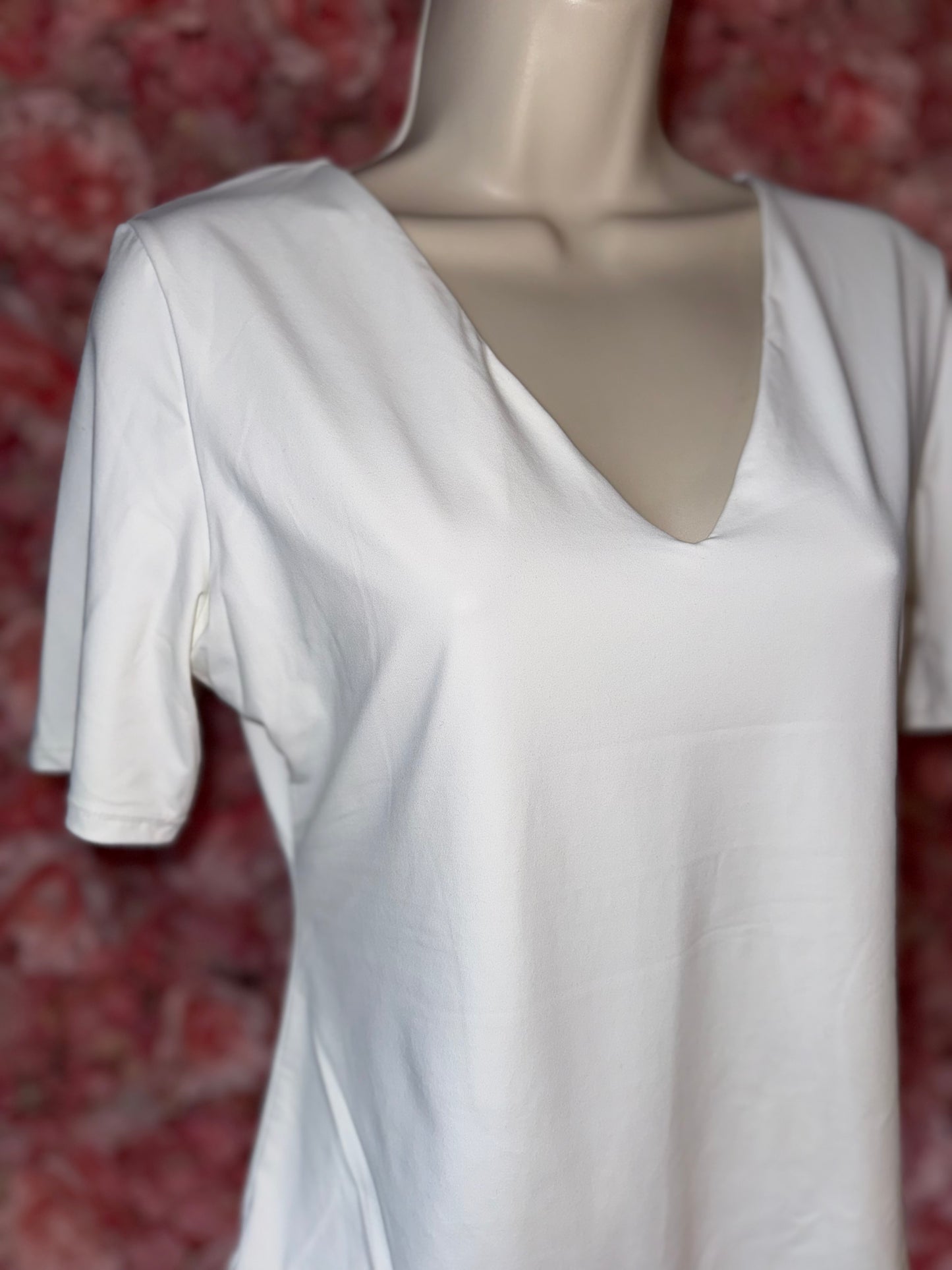 Pumiey (XL) White Short Sleeve Bodysuit