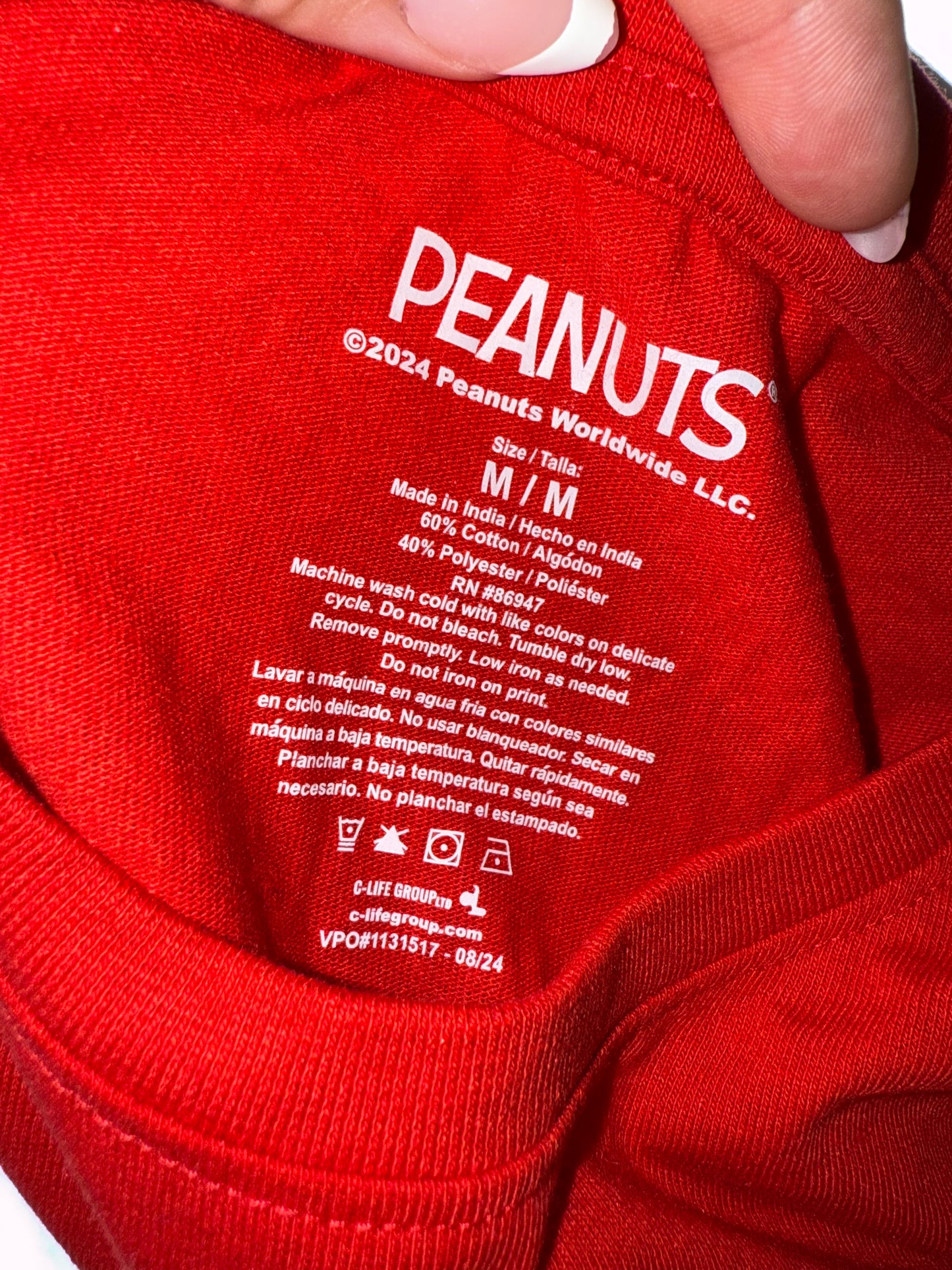 NWT Peanuts (Medium) Brand New Snoopy Valentines Red T-Shirt