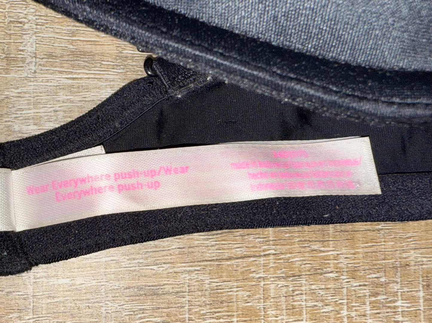 PINK Victoria's Secret (34D) Black Wear Everywhere Push Up Bra