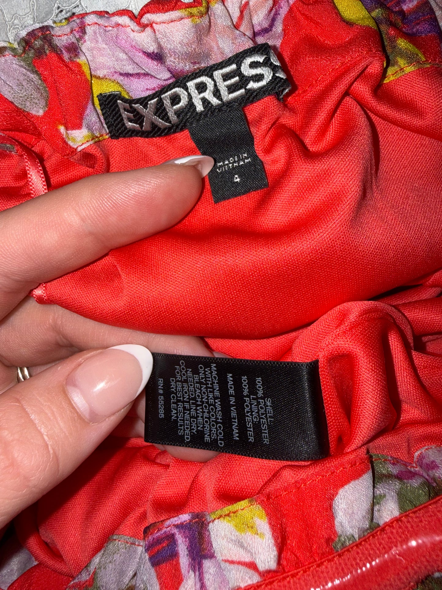 Express (4) Red Strapless Midi Floral Dress