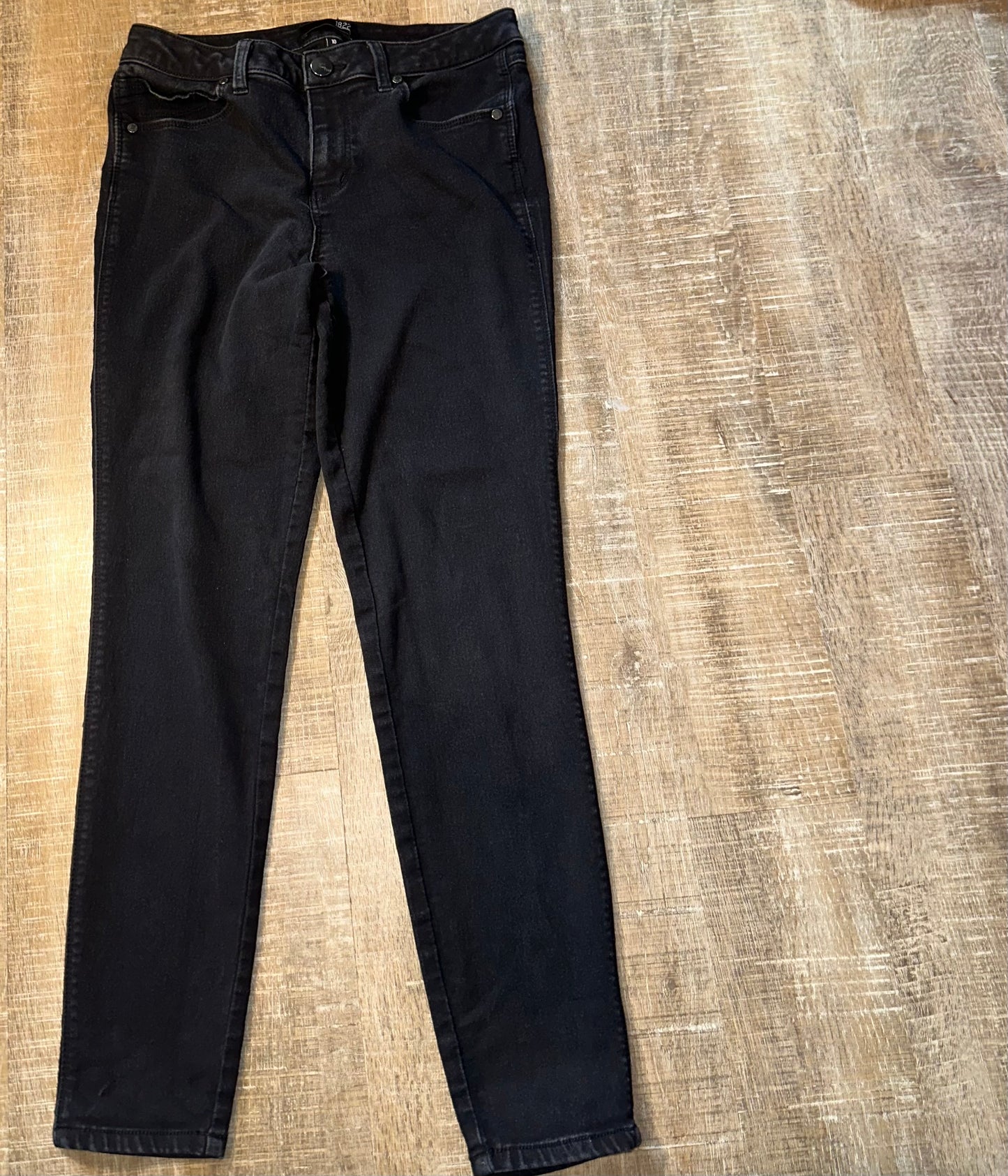 1822 (10) Black Denim Skinny Jeans with Stretch
