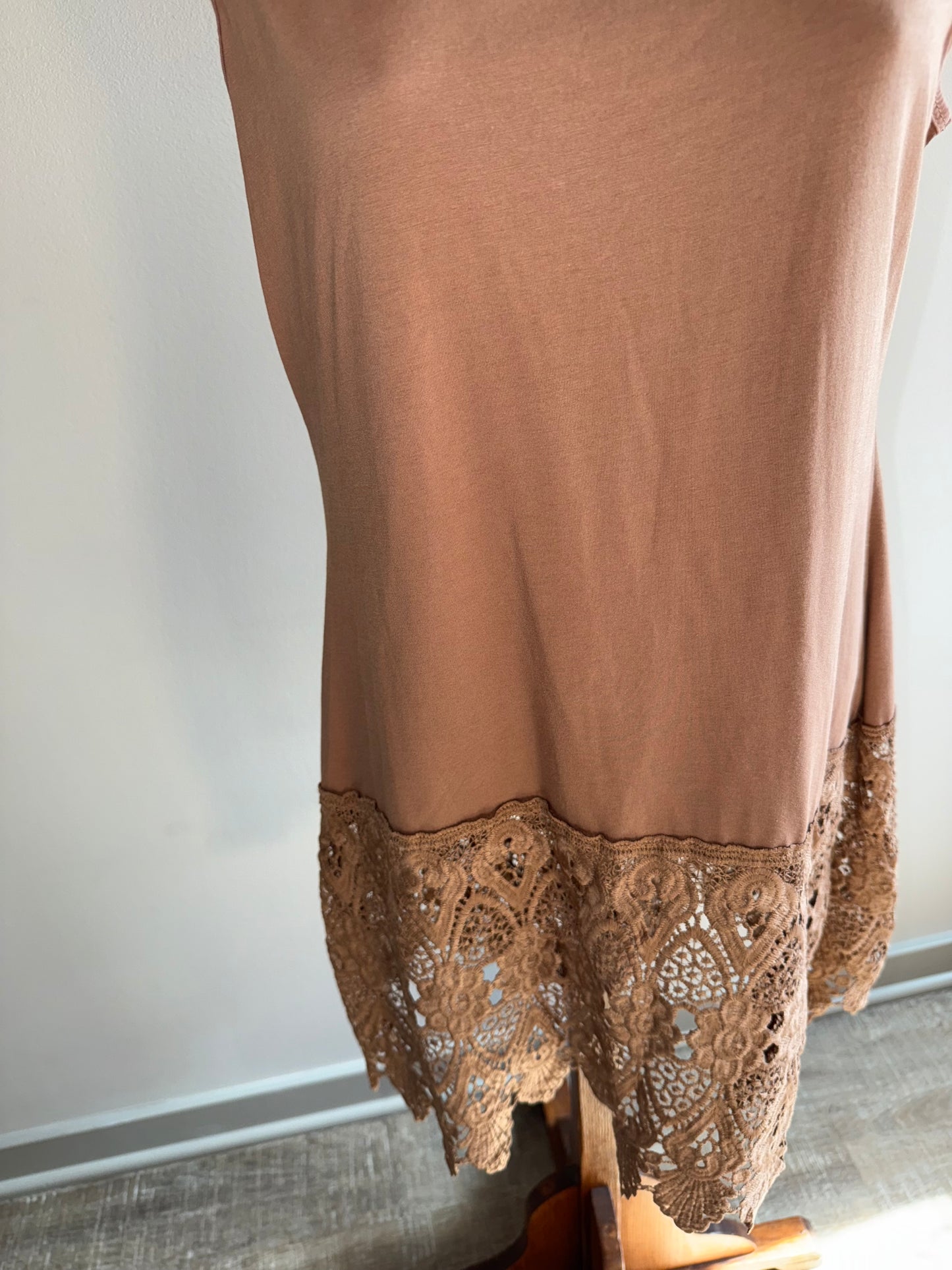 Pretty Angel (S/M) Long Brown Tank with Bottom Embroidered Hem
