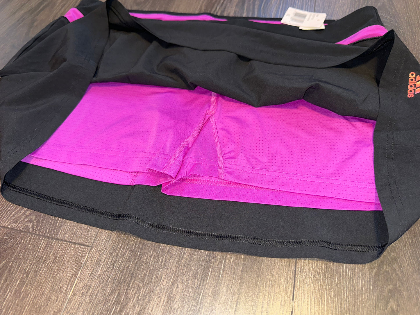 NWT Adidas (XL) Brand New Black/Pink Skort