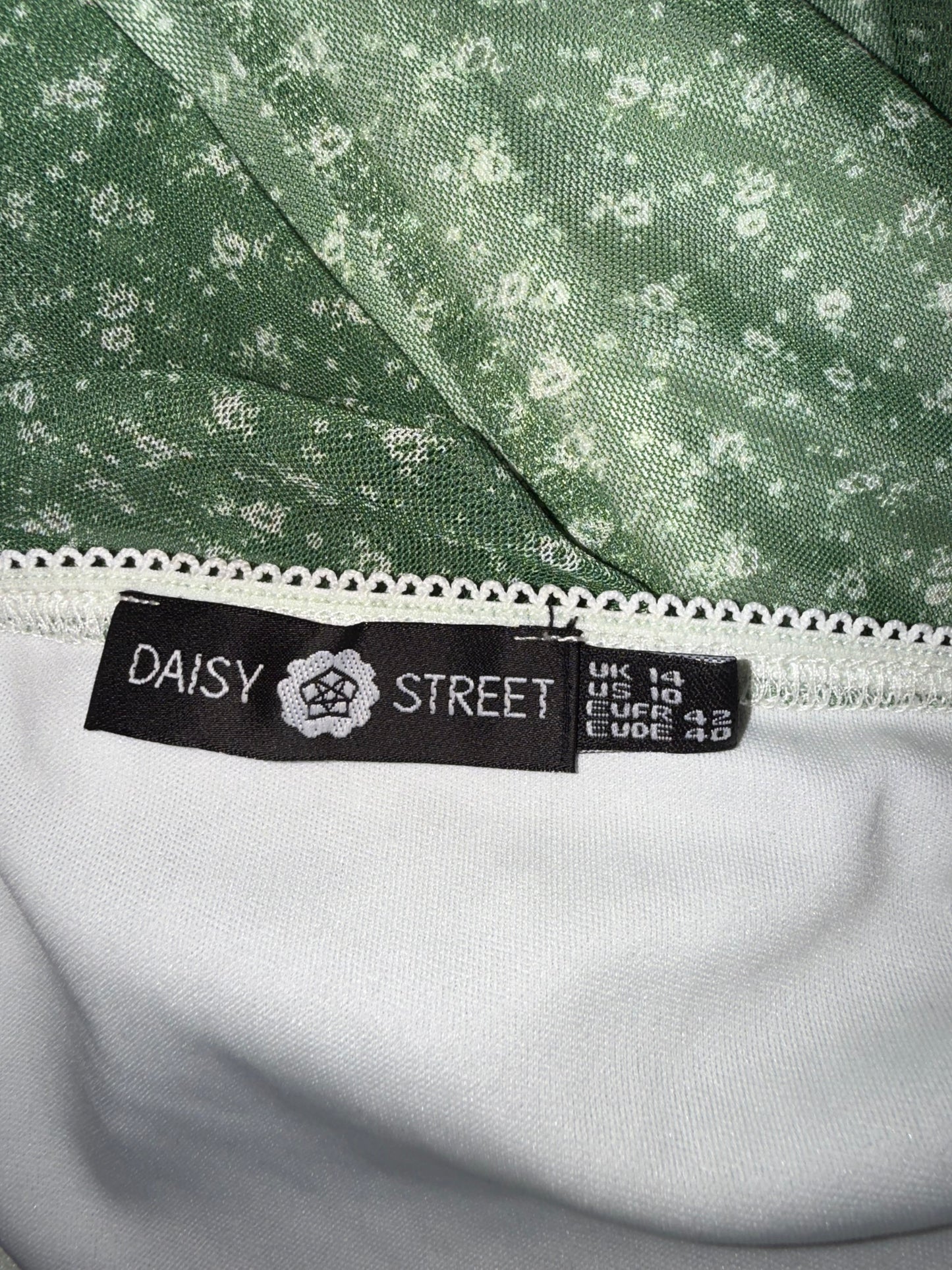 Daisy Street (10) Green Floral Sheer Midi Dress