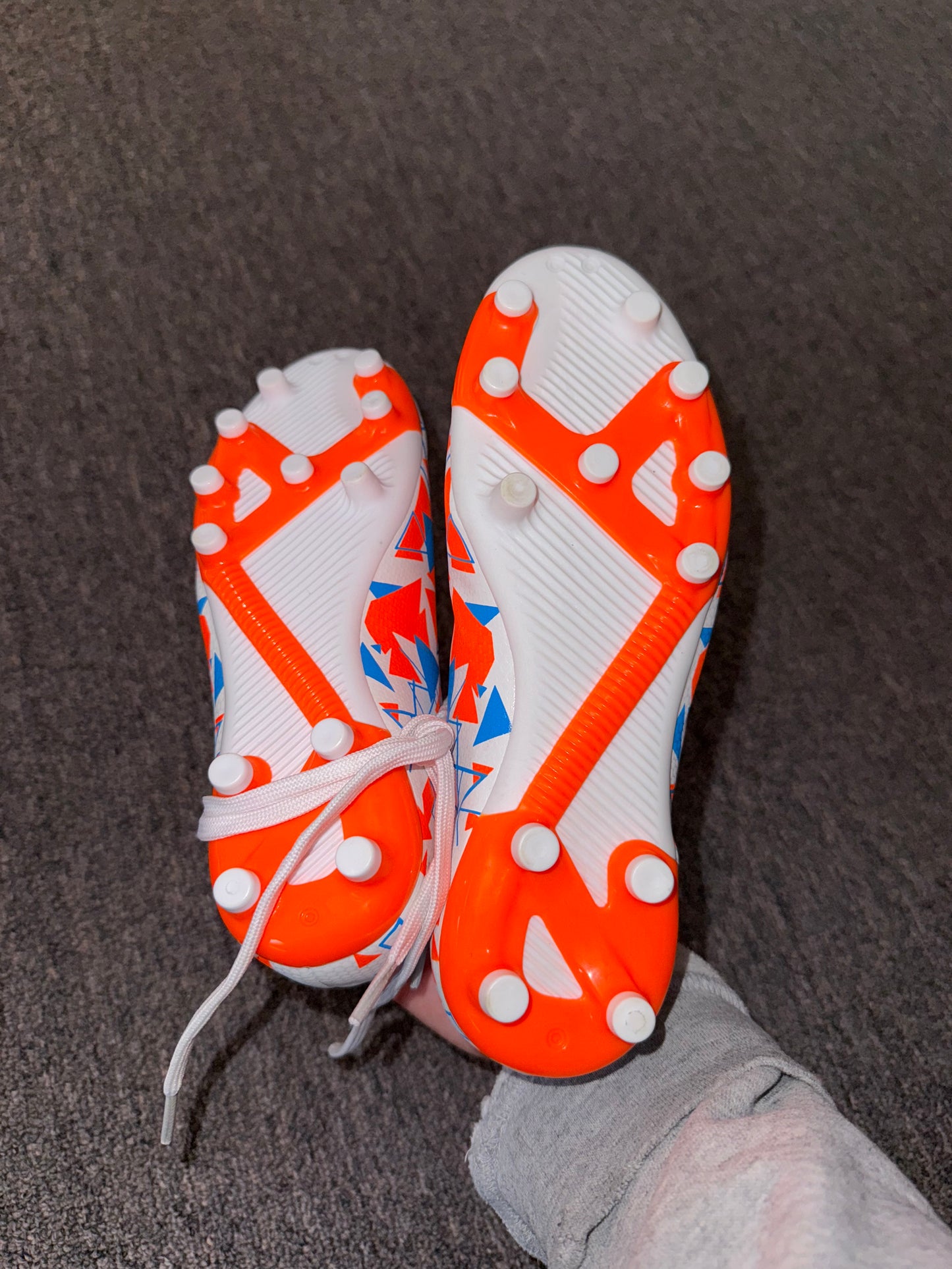 Franklin (4) Brand New White//Orange//Blue Soccer Cleats