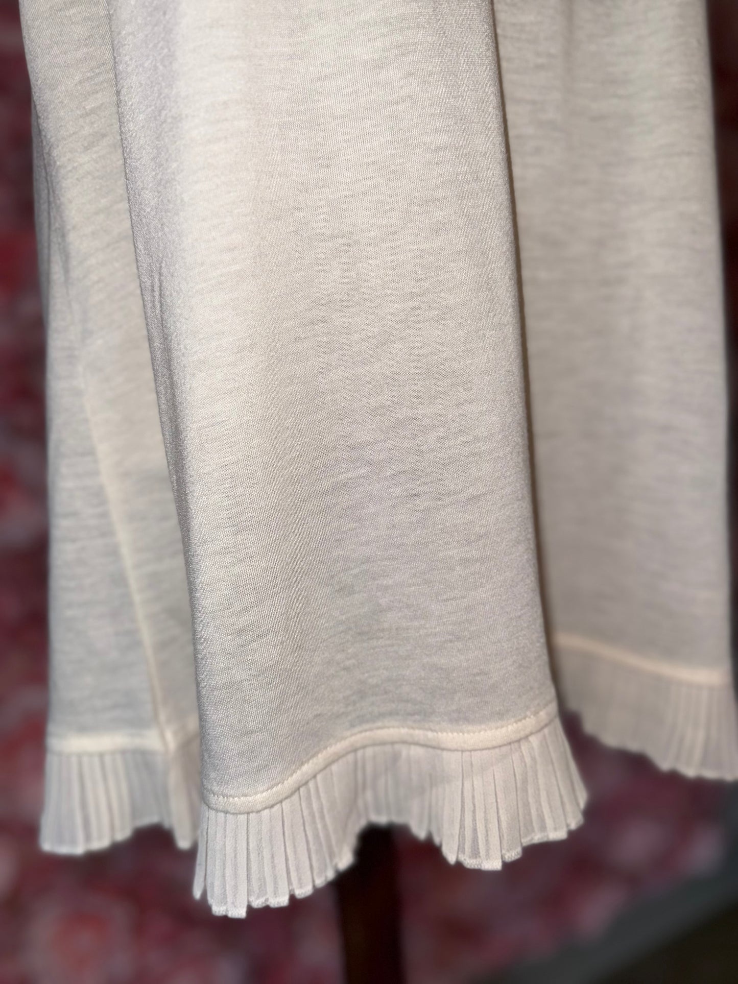NWT American Eagle (Large) Brand New Cream Tank Top with Sheer Ruffle Hem