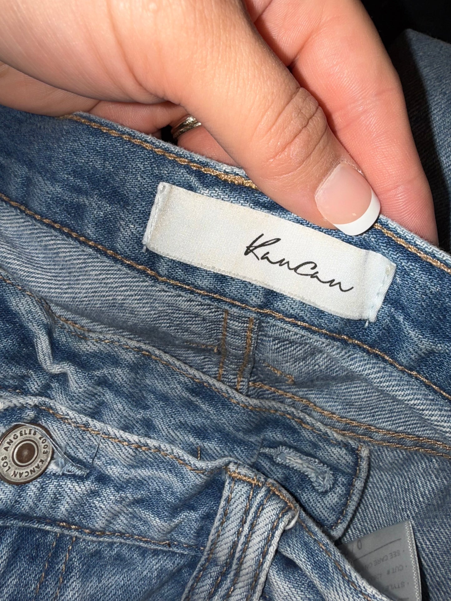 Kancan (0/23) Distressed Denim Jeans