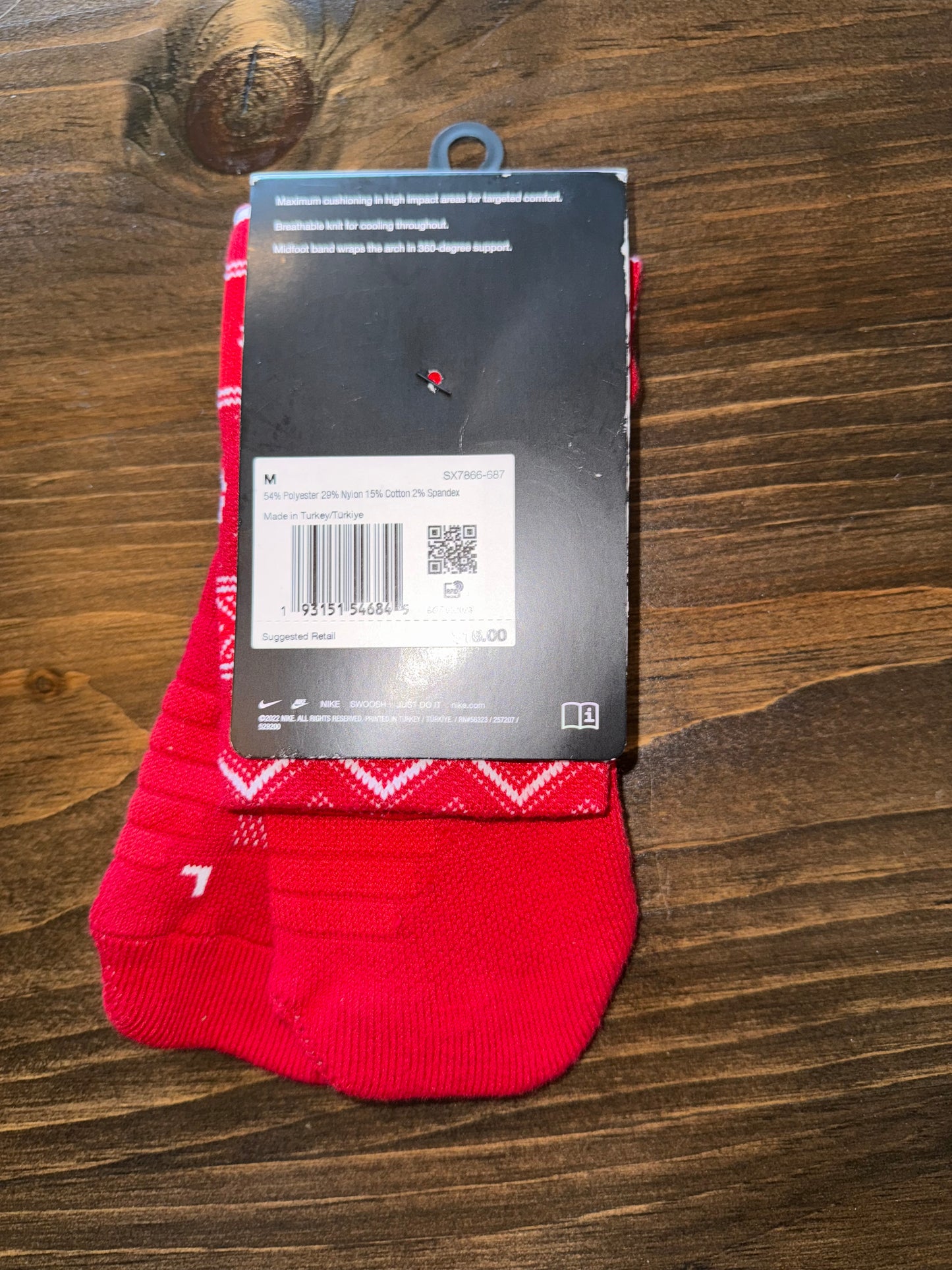 NWT Nike Elite Dri Fit Brand New Red Christmas Basketball Crew Socks