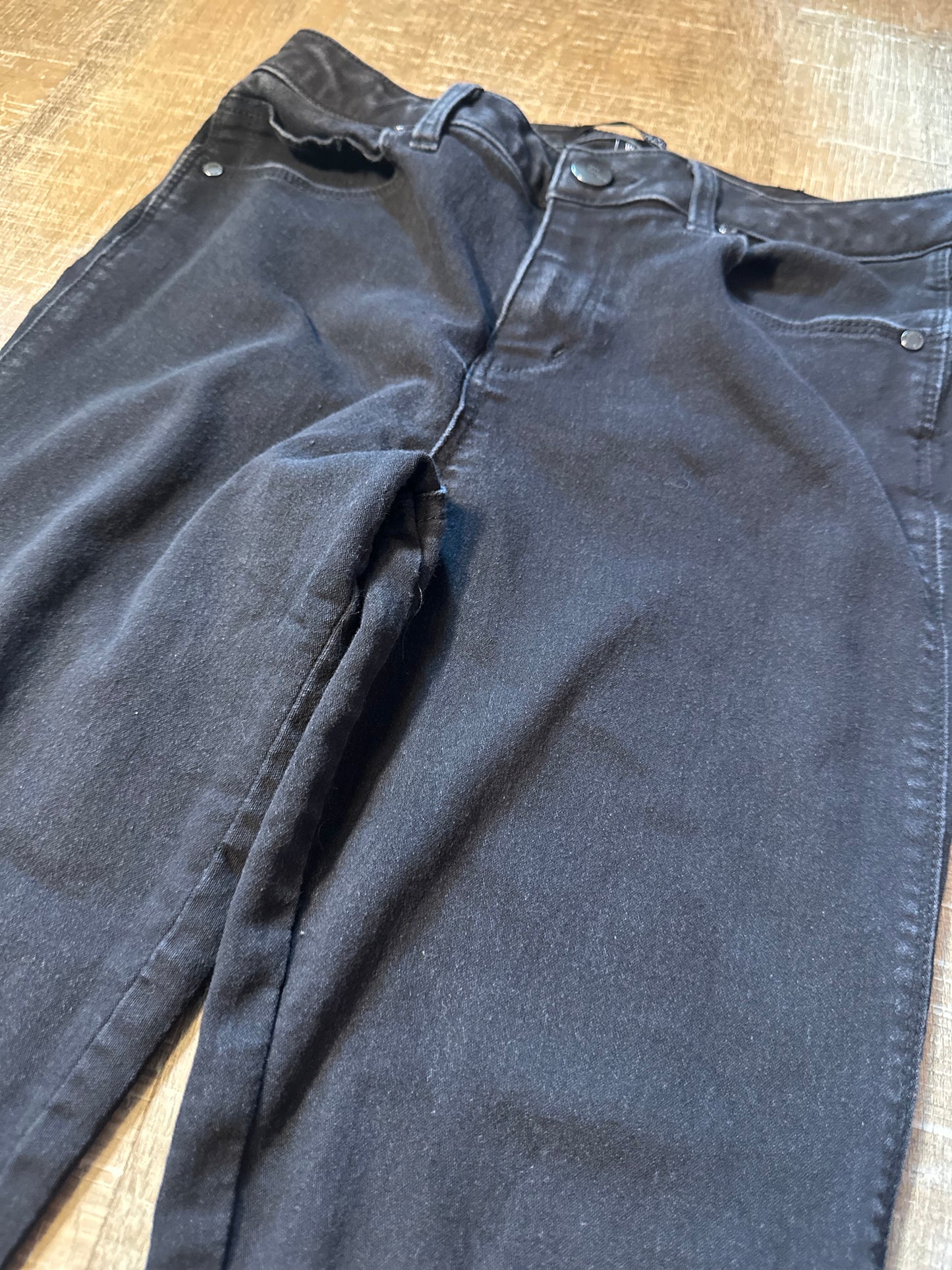 1822 (10) Black Denim Skinny Jeans with Stretch