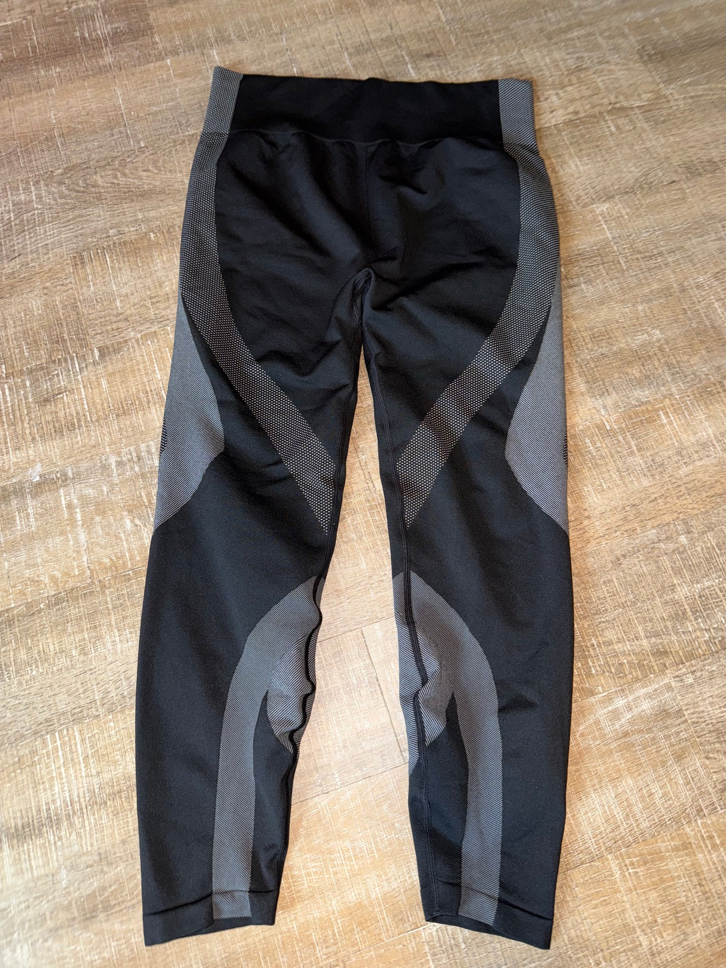 H&M Move (XXL) Stretchy Leggings