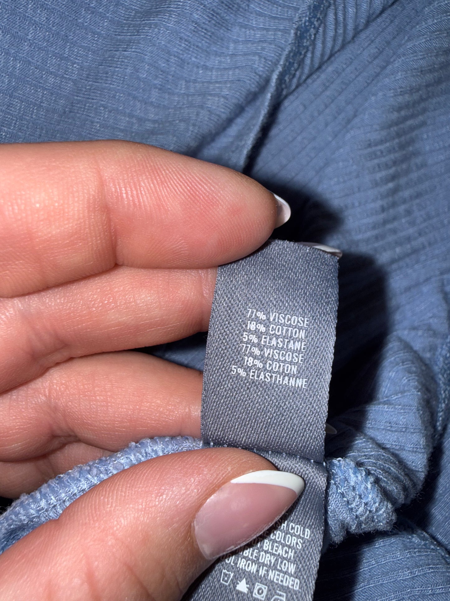Aerie (Medium) Blue Ribbed 3/4 Button Up Long Sleeve Bodysuit