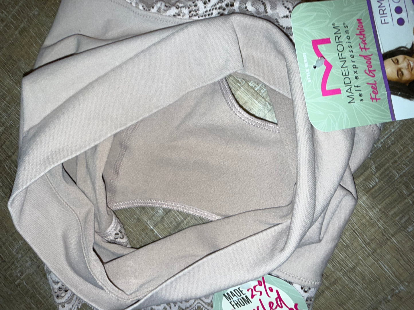 NWT Maidenform (XL) Brand New Cream Lace Briefs High Rise Undies