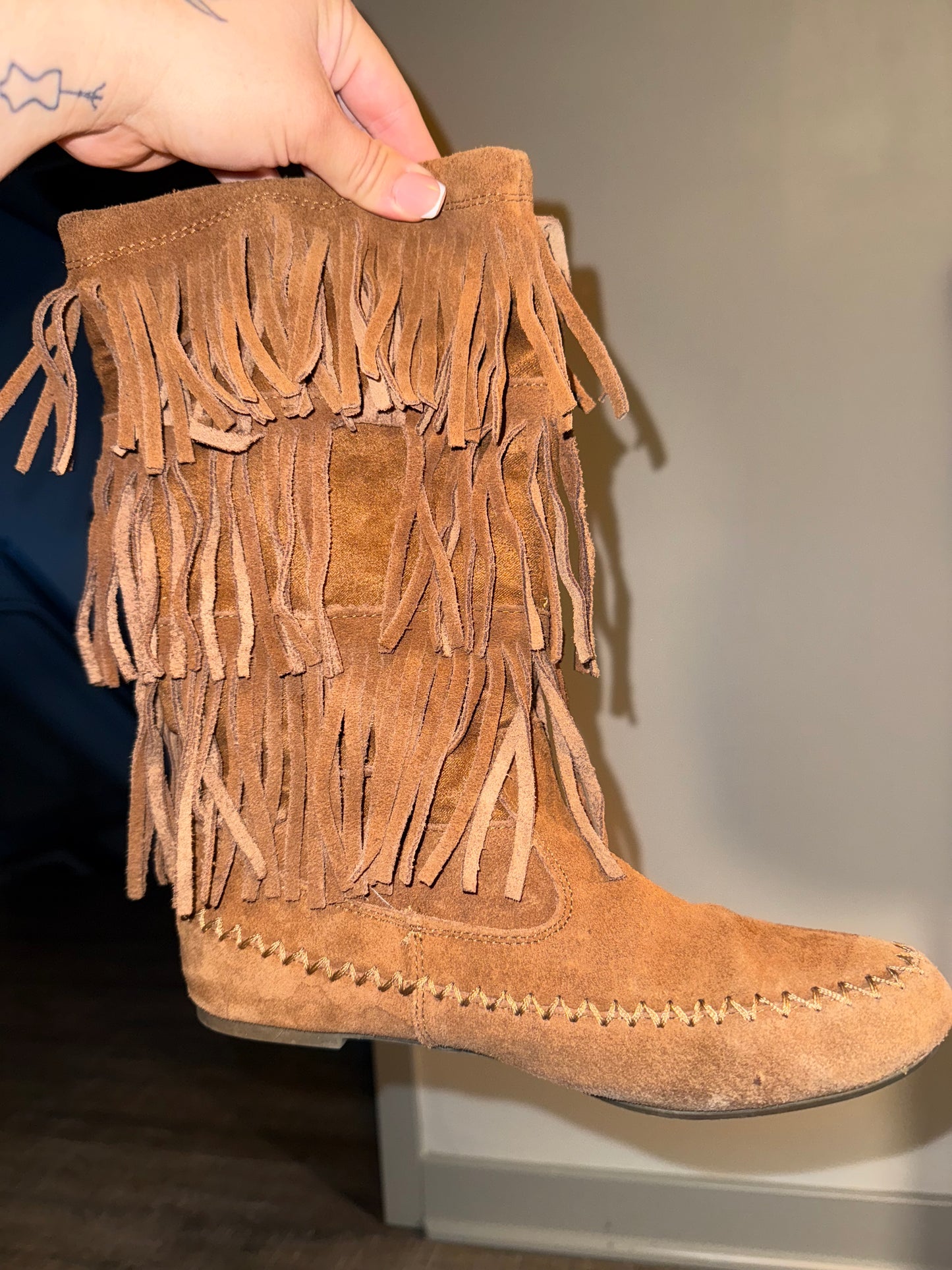 Kohl's (8) Brown Tassel Boots