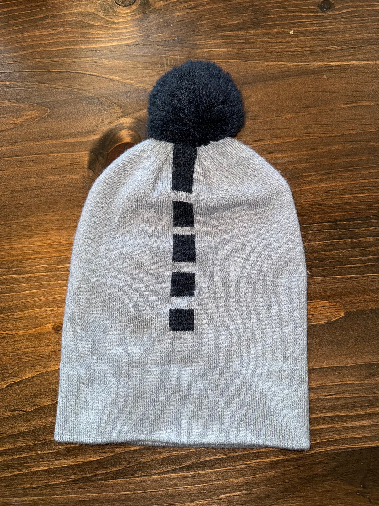 Nike (OS Kids) Black//Grey Nike Elite Winter Beanie