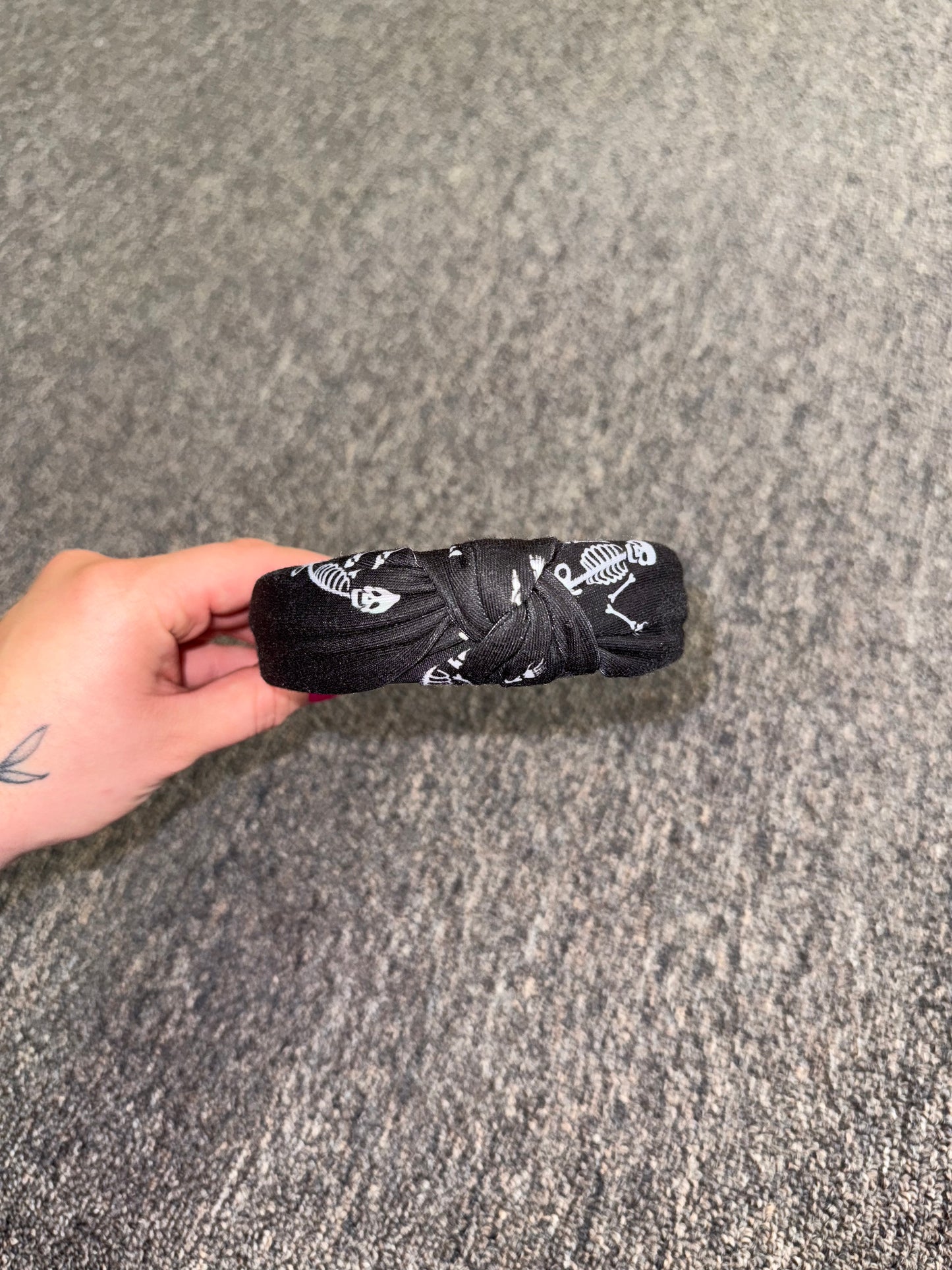 Brand New Black and White Skeleton Pattern Headband