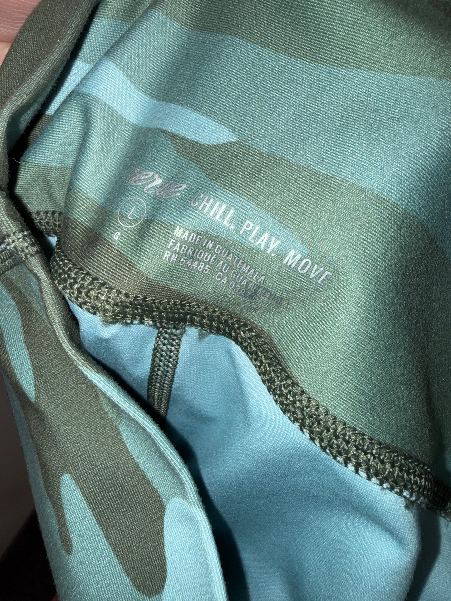 Aerie (Large) Green/Blue Camo Pattern Biker Shorts