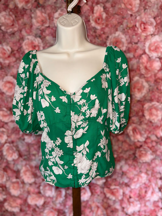 Sienna Sky (Large) Green Floral Cropped Blouse with Latch Front
