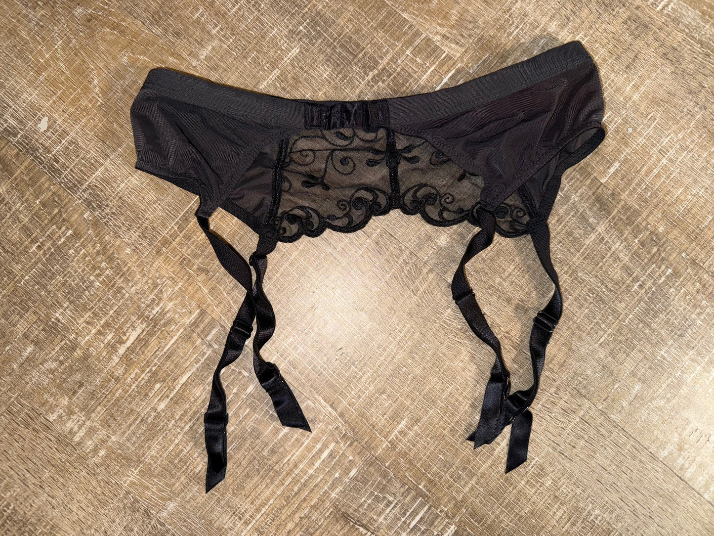 Victoria's Secret (Medium) Black Sheer/Lace Garter Belt