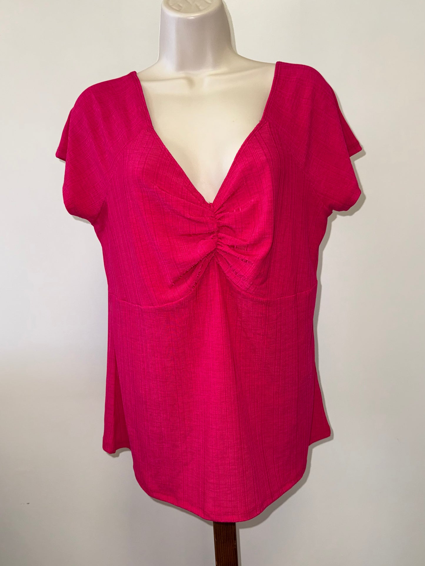 NWT Torrid (2) Brand New Hot Pink V-Neck Short Sleeve Blouse