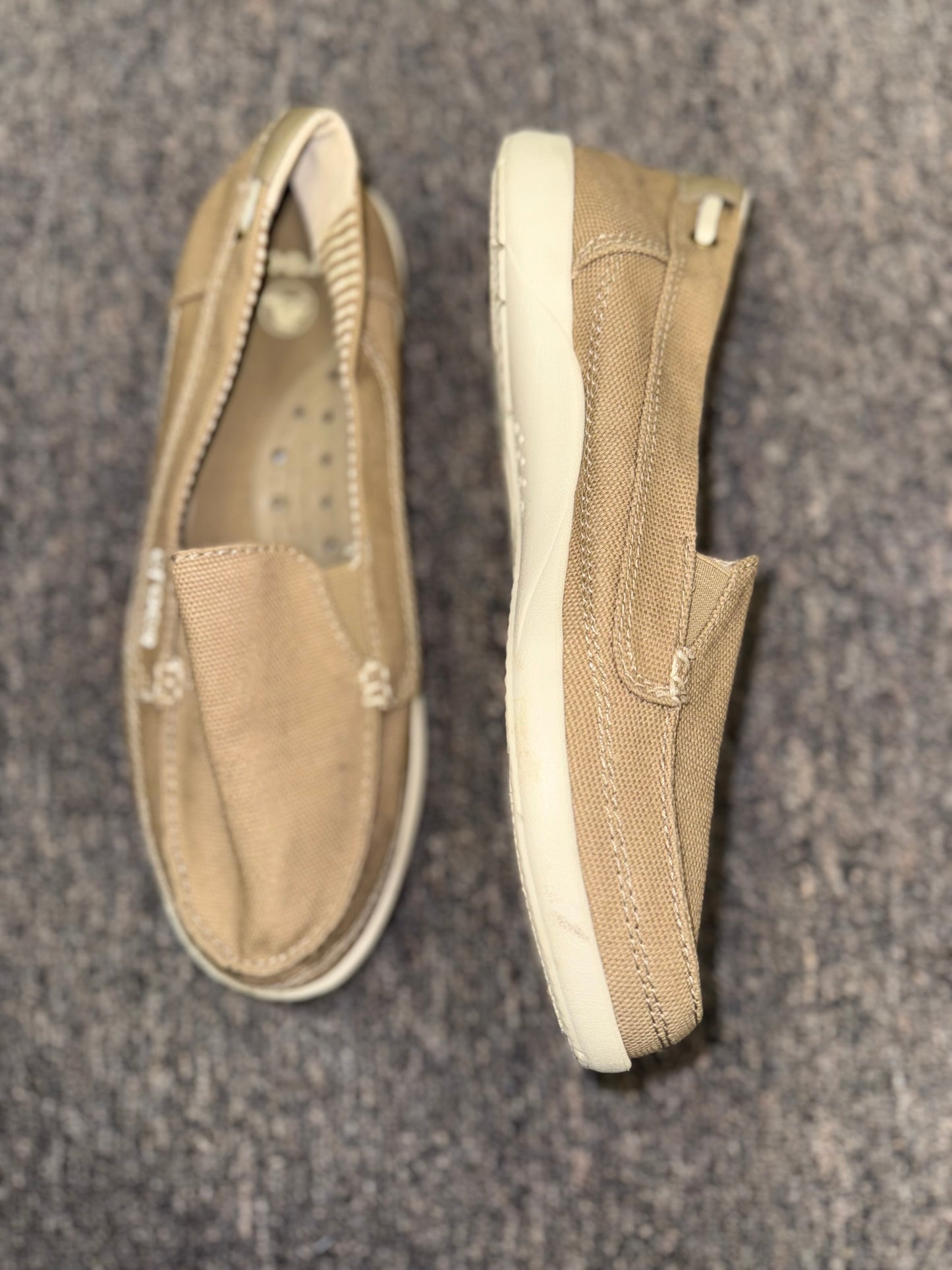 Crocs (Women's 7) Neutral Walu Khaki Canvas Boat Shoes