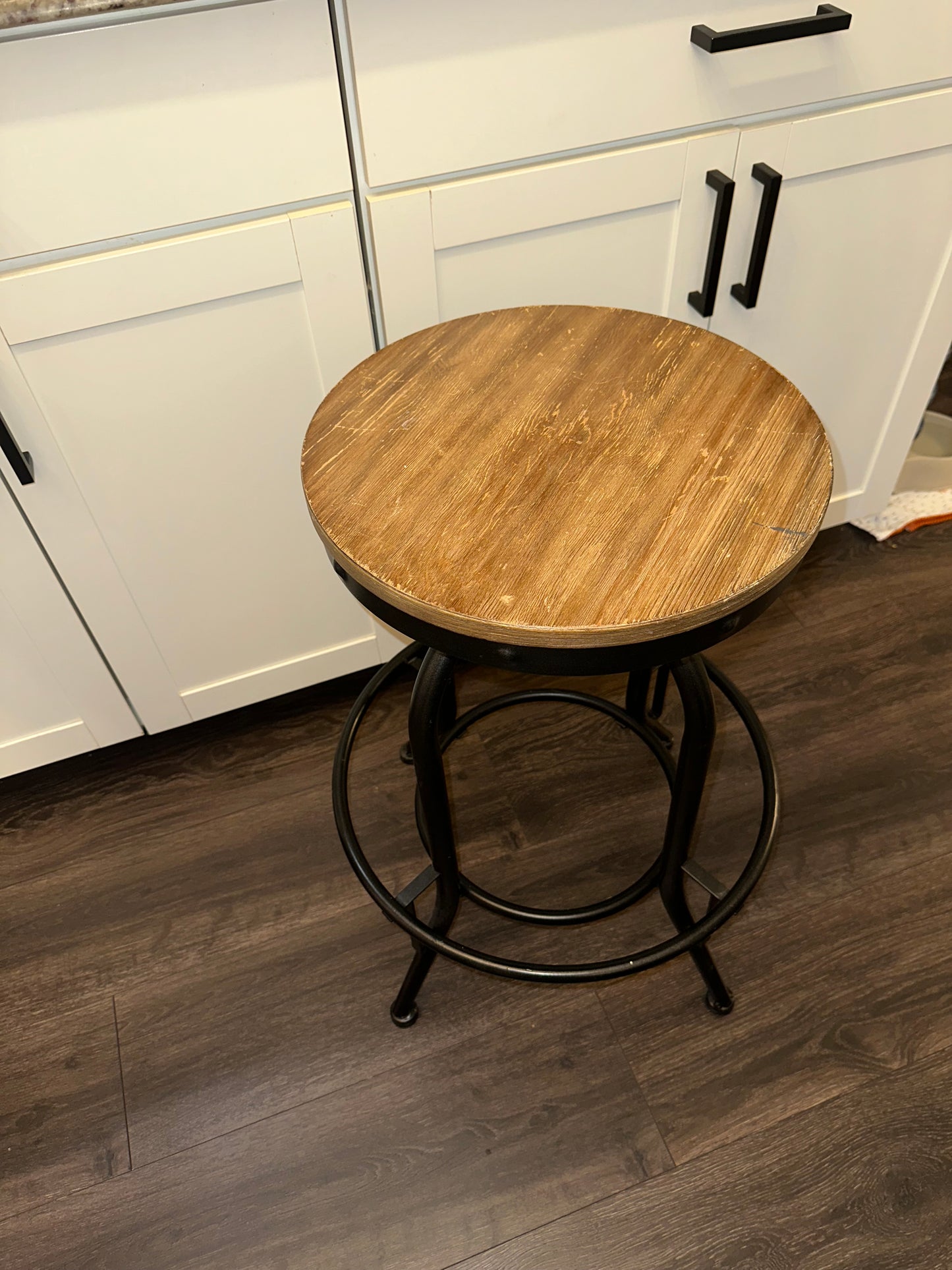 1 Wooden//Metal Rustic Bar Stool