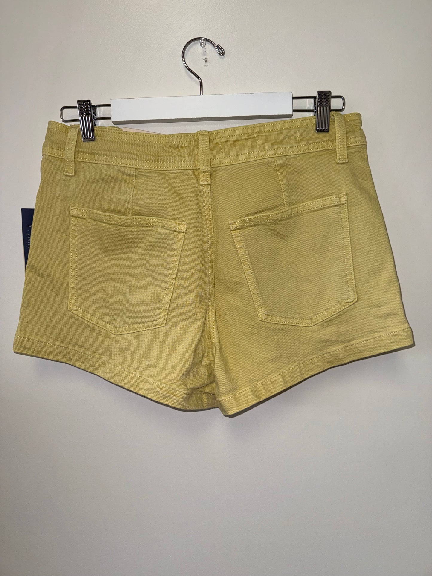 NWT Universal Threads (10) Brand New Yellow Hi Rise Fitted Hip & Slim Leg Shorts