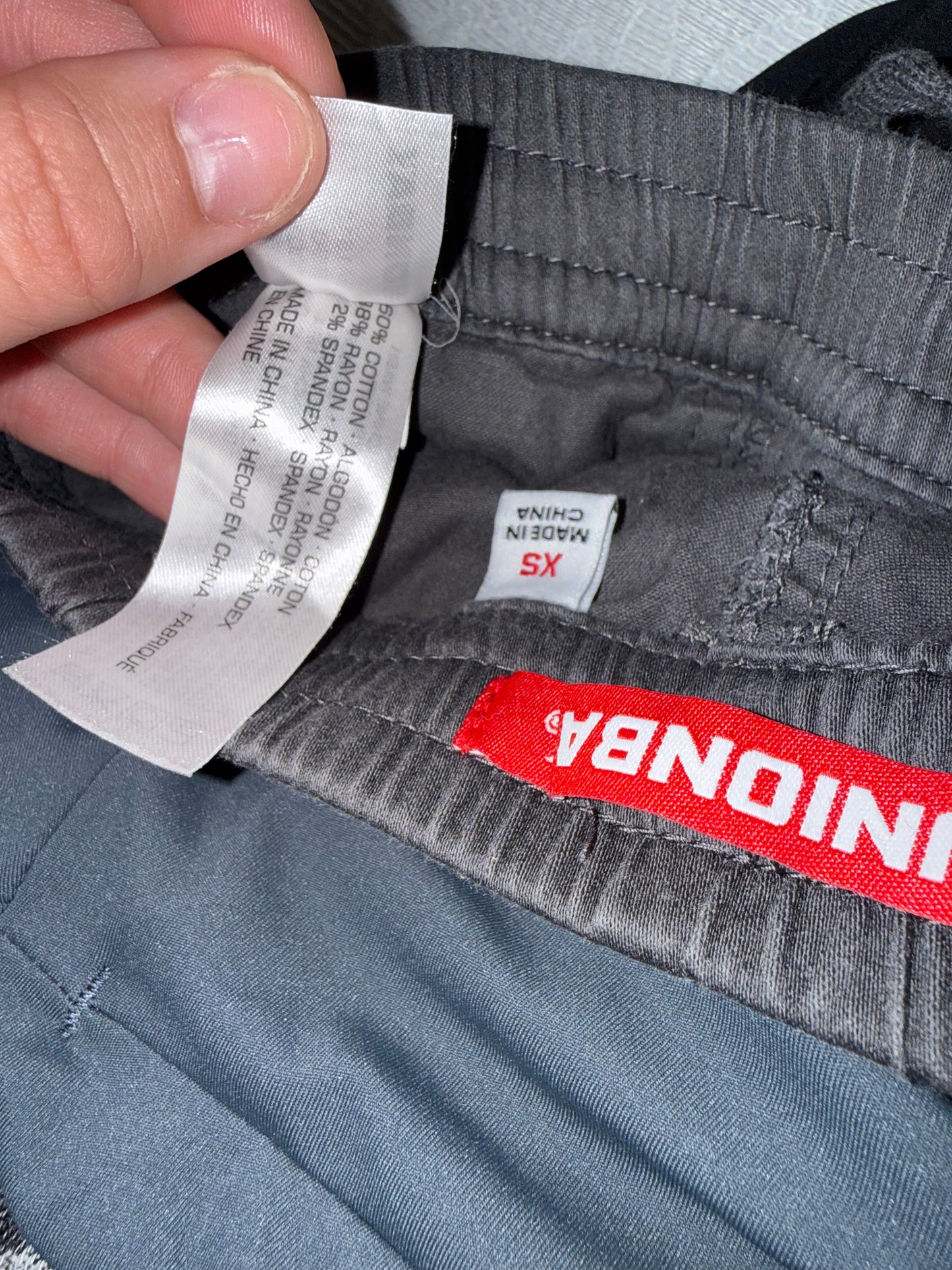 Unionbay (XS) Grey Midi Cargo Shorts