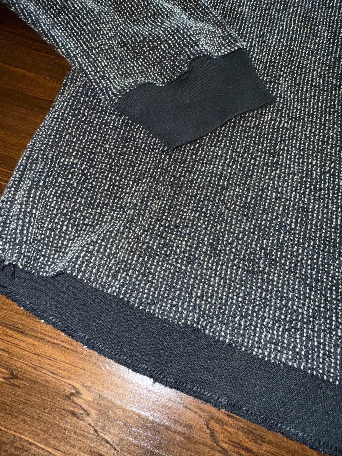 NWT Nike Yoga (Medium) Brand New Black/Grey Knit Cropped Crewneck Sweatshirt