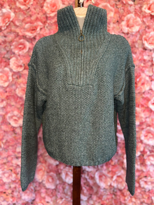 Universal Threads (Small) Green Knit 3/4 Zip Up Cropped Sweater