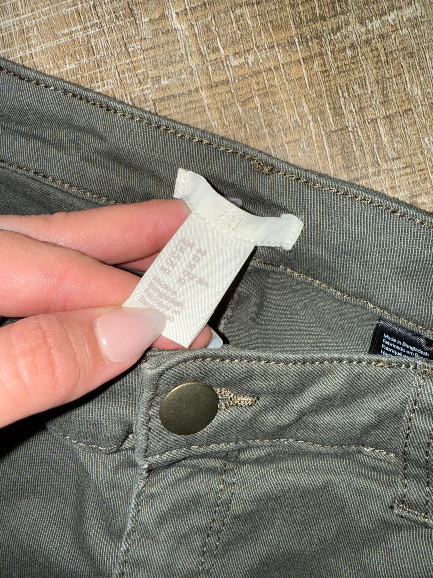 H&M (8) Green Denim Jean Shorts