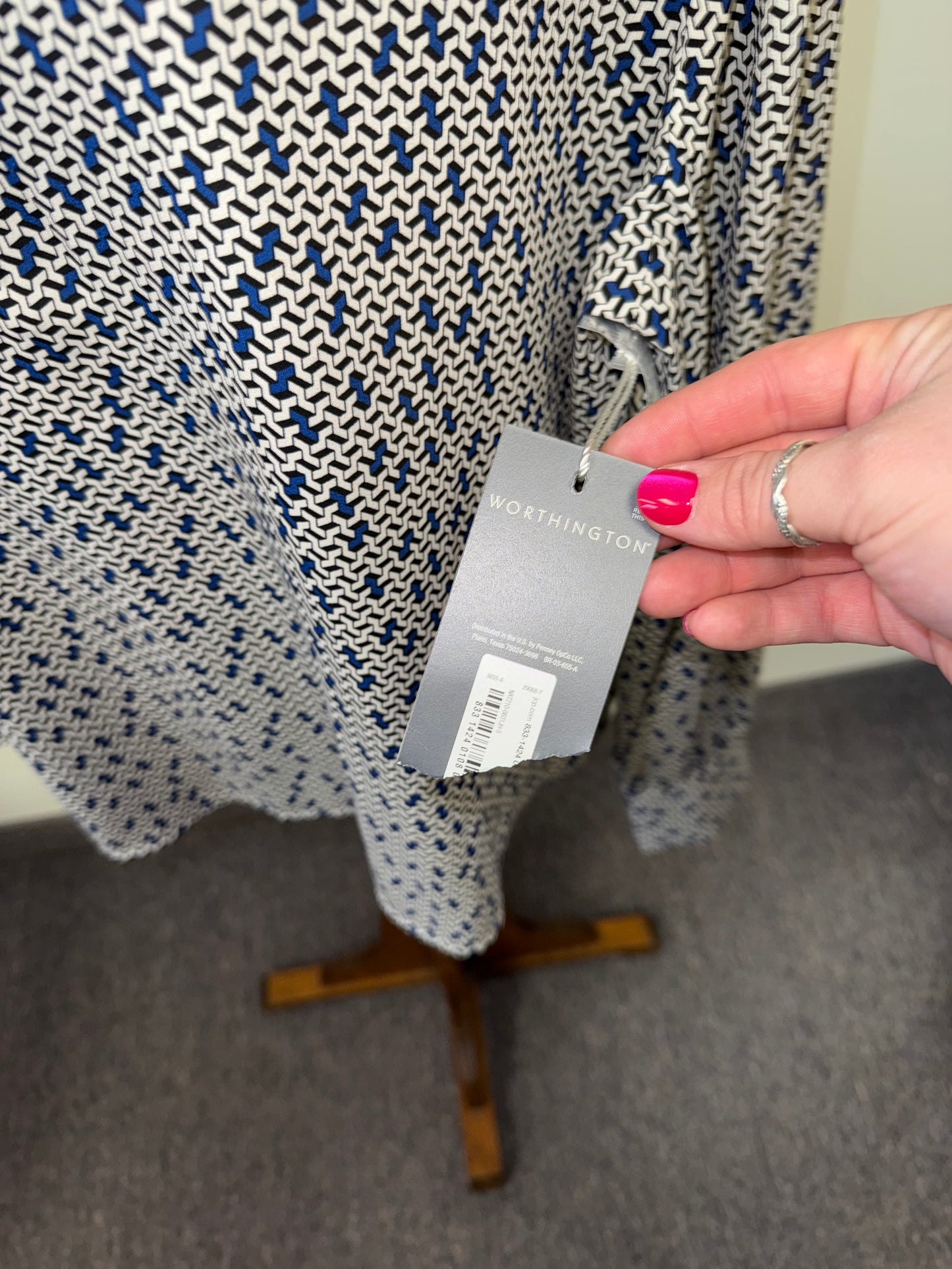 NWT Worthington (XL) Brand New 3/4 Button Up Pattern Blouse