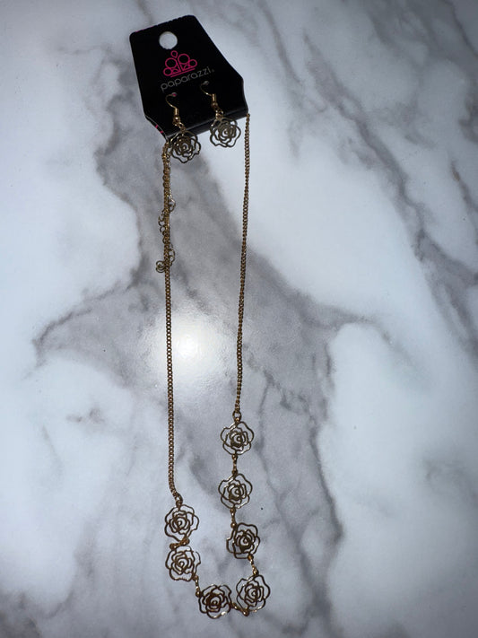 Brand New Gold Earrings and Necklace Set