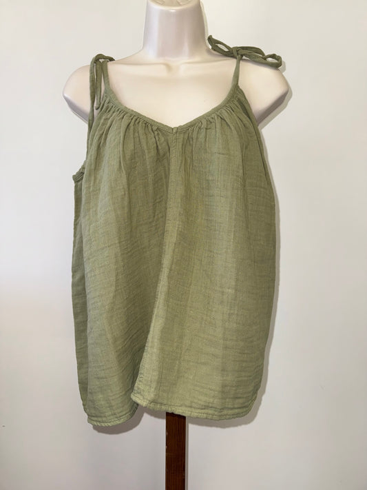 NWT Old Navy (Medium) Brand New Green Tank Top with Adjustable Tied Straps