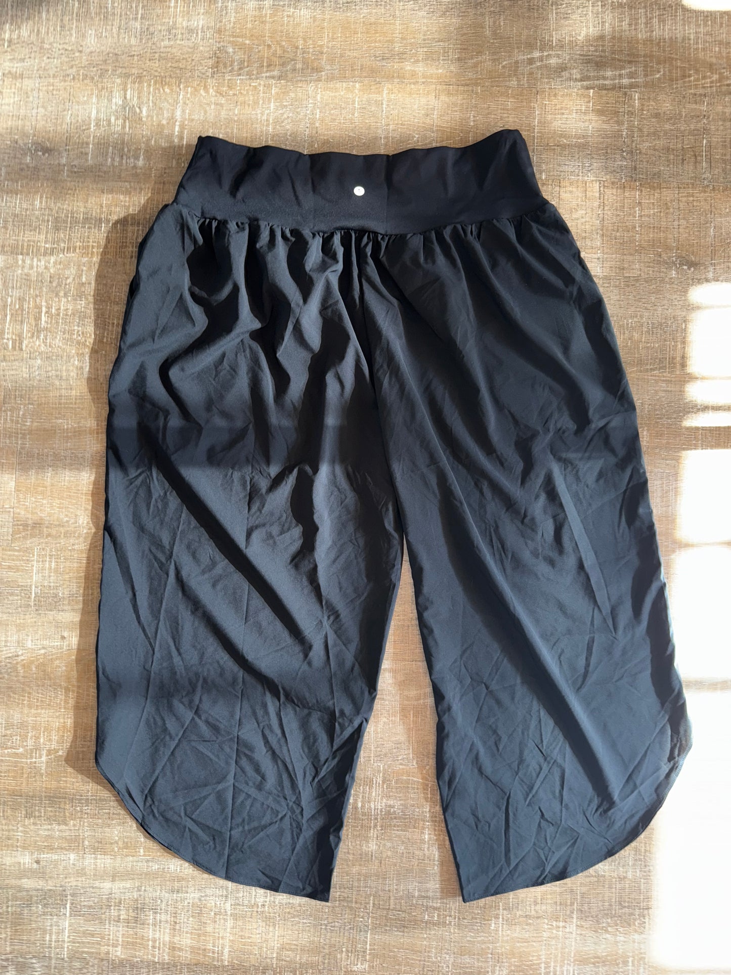 NWT Halara (1X) Brand New Ultra Lightweight Breezeful Pants