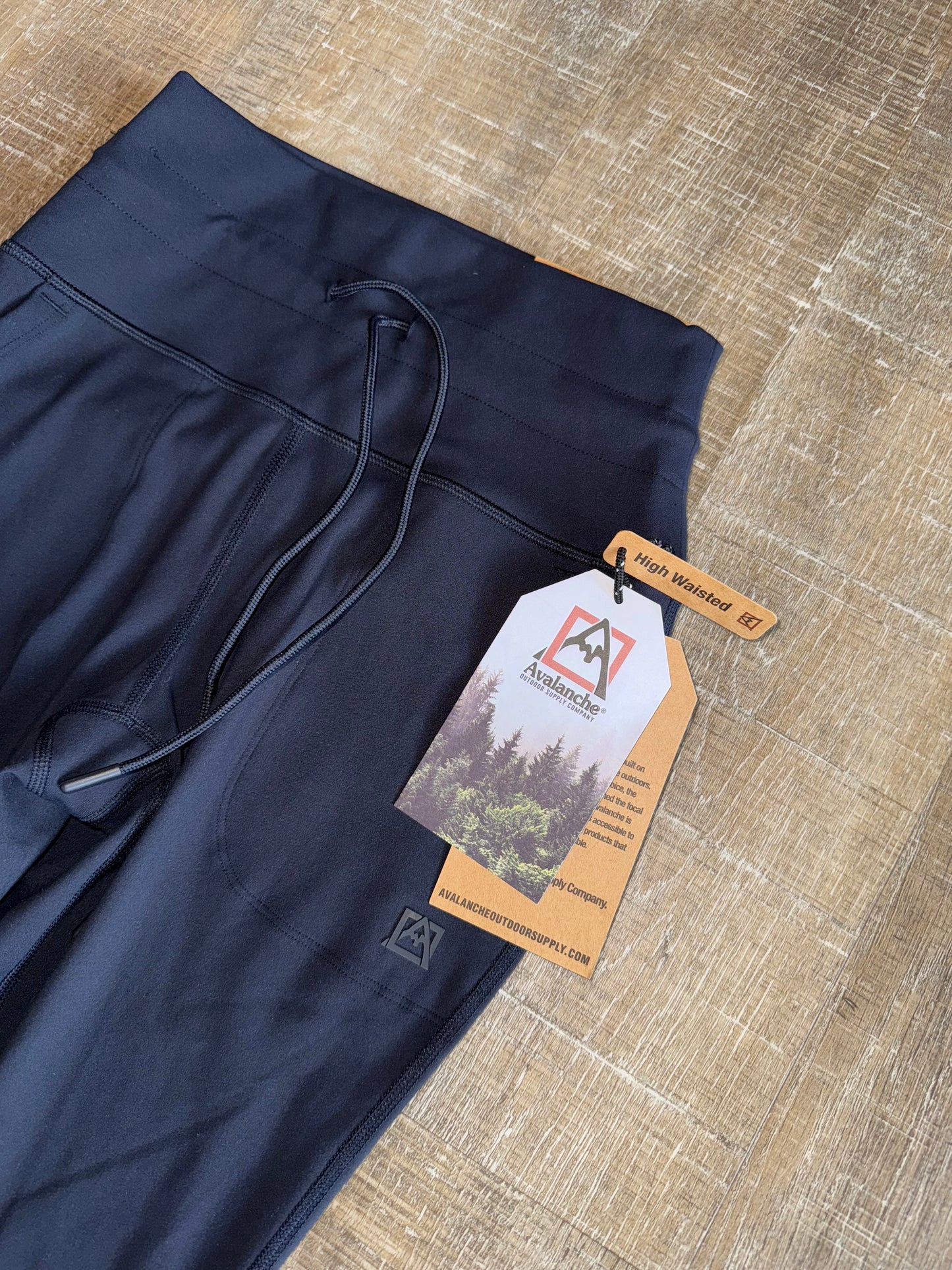 NWT Avalanche (XS) Brand New Black Comfort & Compression High Rise Leggings