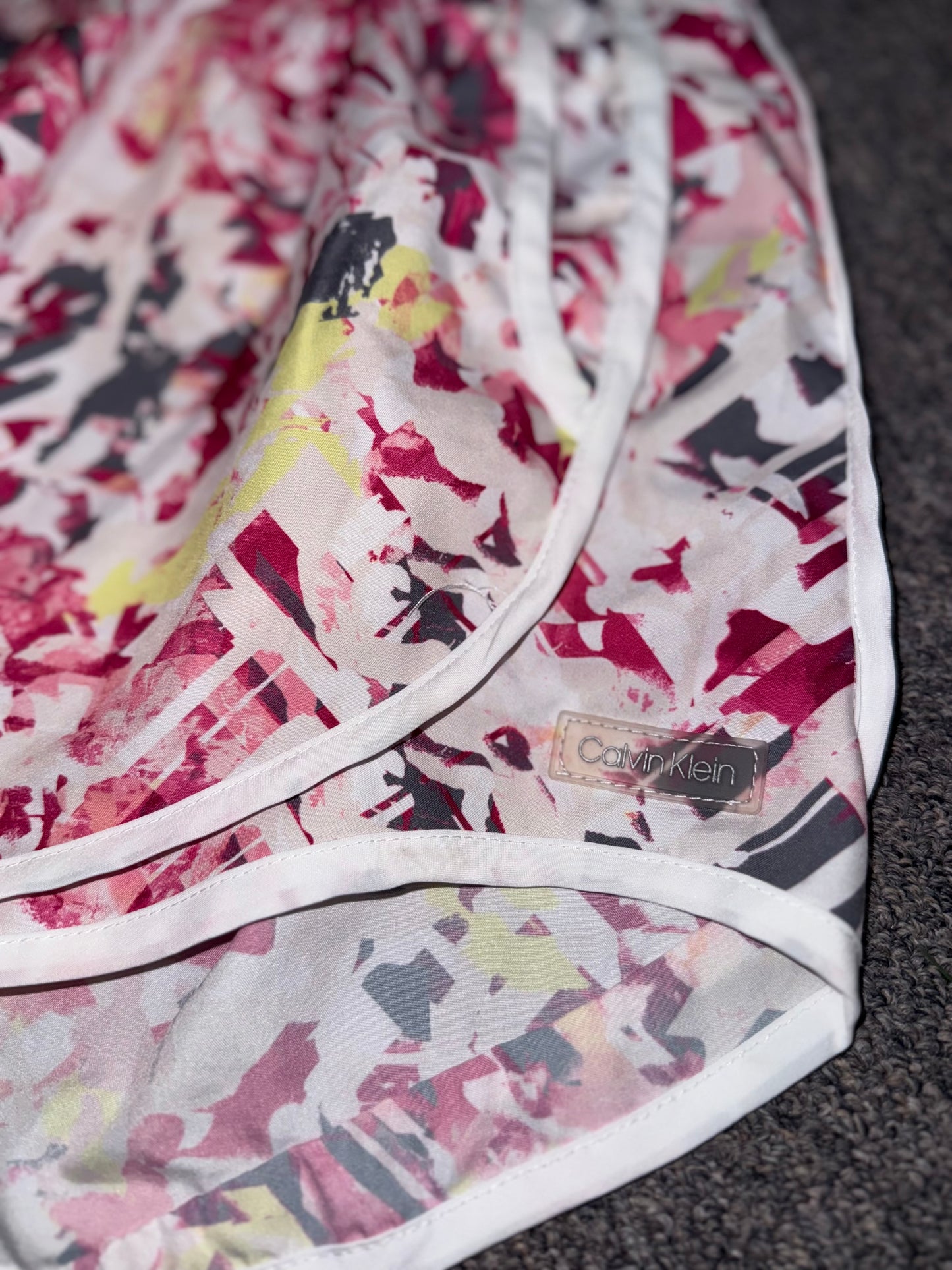 Calvin Klein (Medium) Pattern Drawstring Sporty Shorts