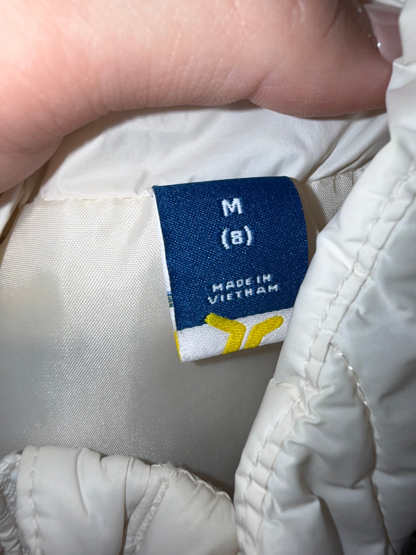 Old Navy (Medium) Cream Zip Up Puffer Vest
