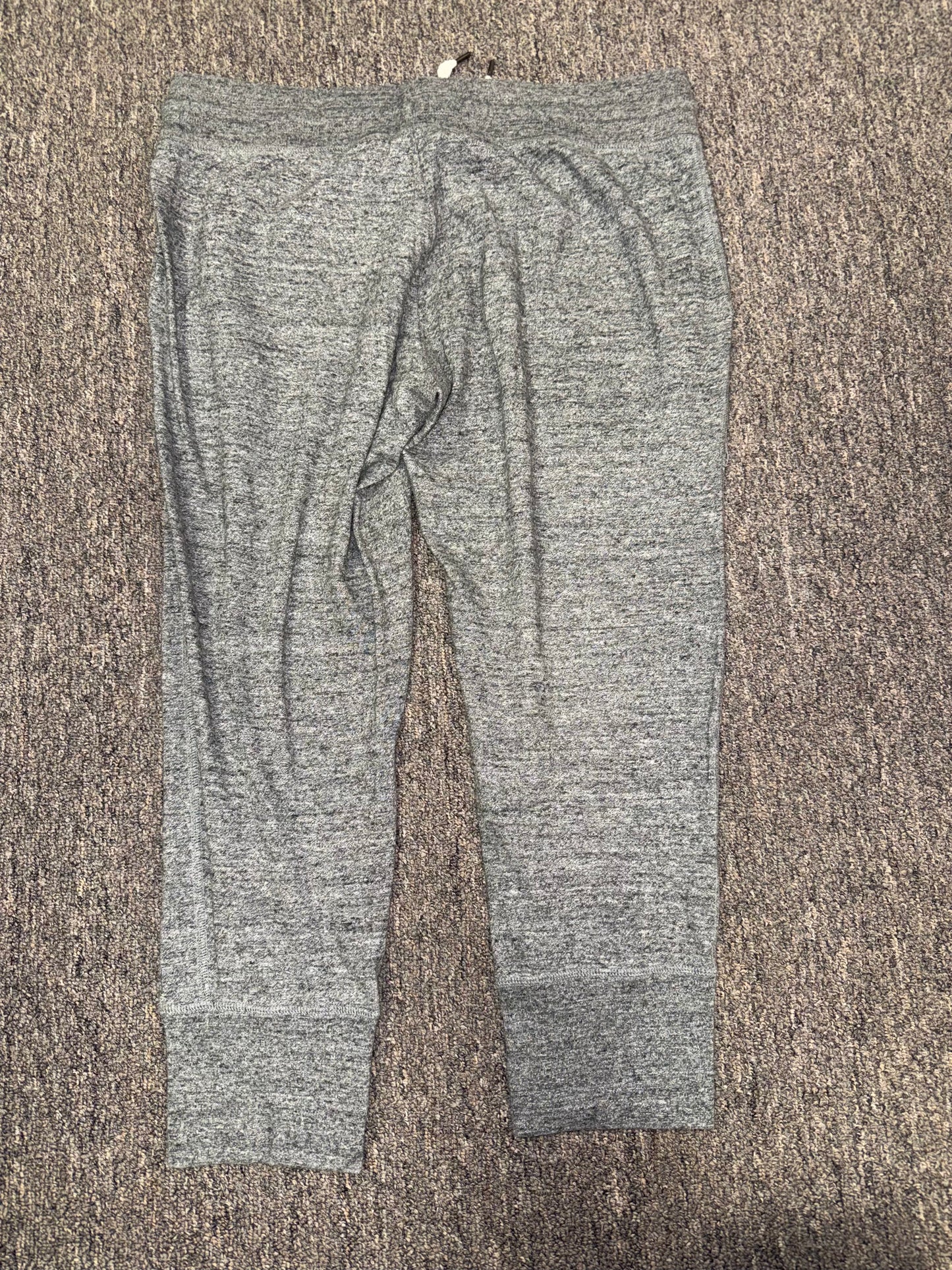 Nike (Medium) Grey Drawstring Jogger Capris with Vintage Red Tag