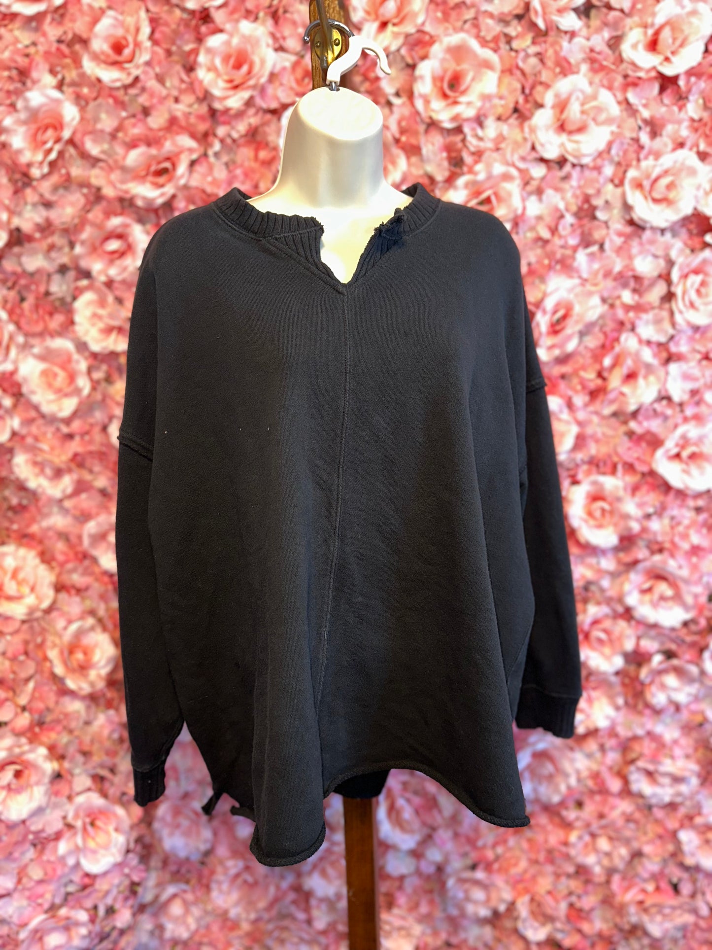 aerie (Small) Black V-Neck Sweatshirt