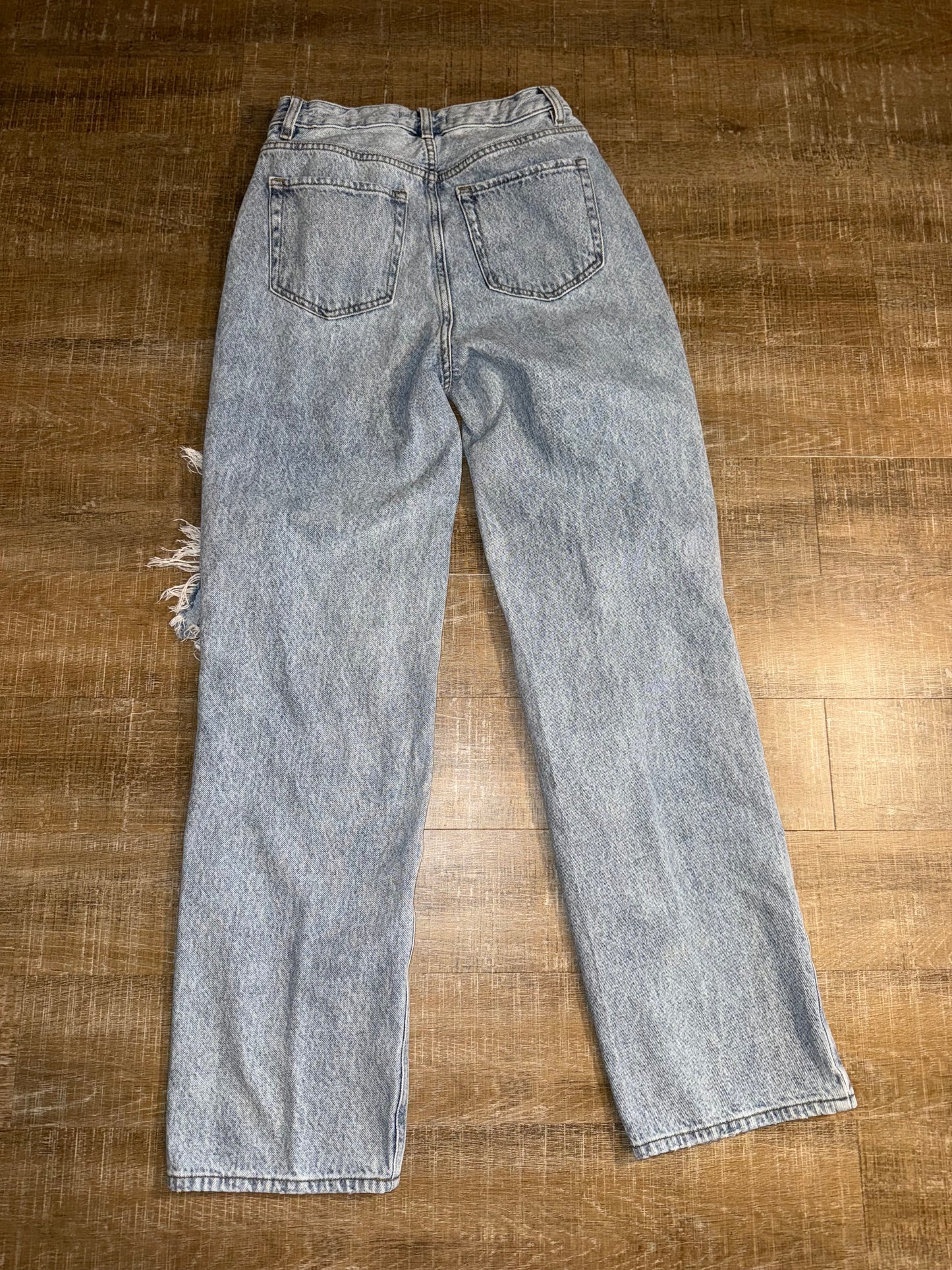 PacSun (28) Distressed Denim 90's Boyfriend Jeans