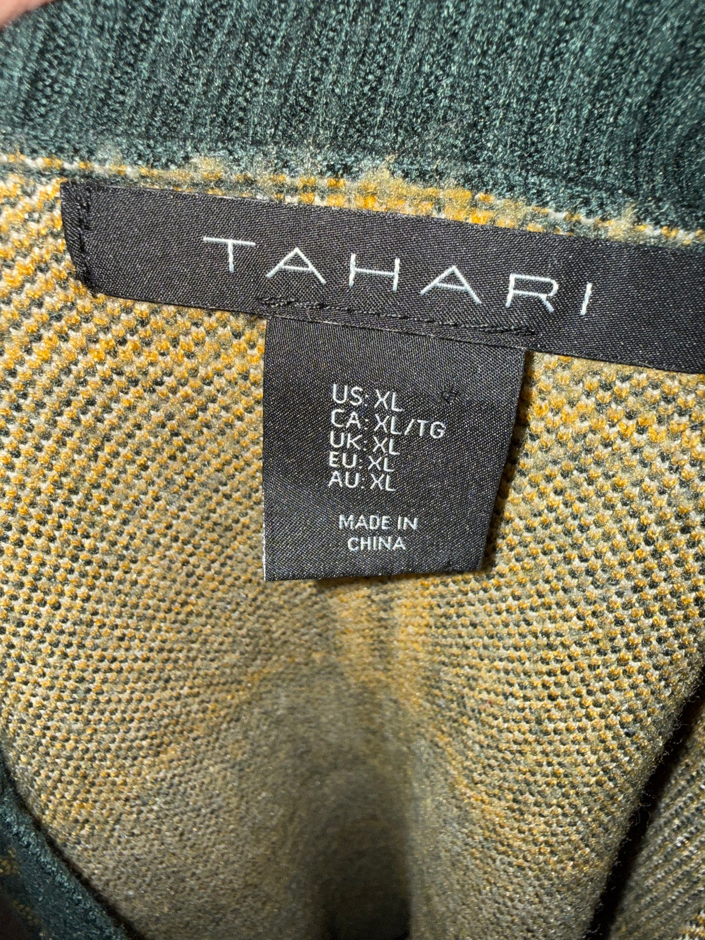 Tahari (XL) Green Plaid V-Neck Sweater