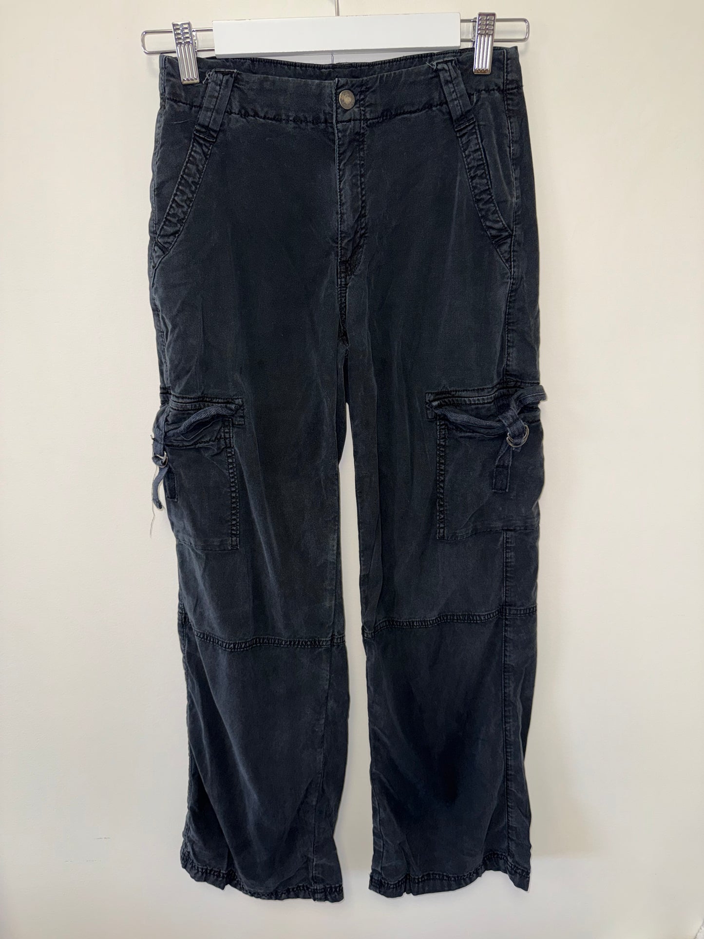 American Eagle (00) Dark Grey Super High Rise Baggy Cargo Pants with Stretch